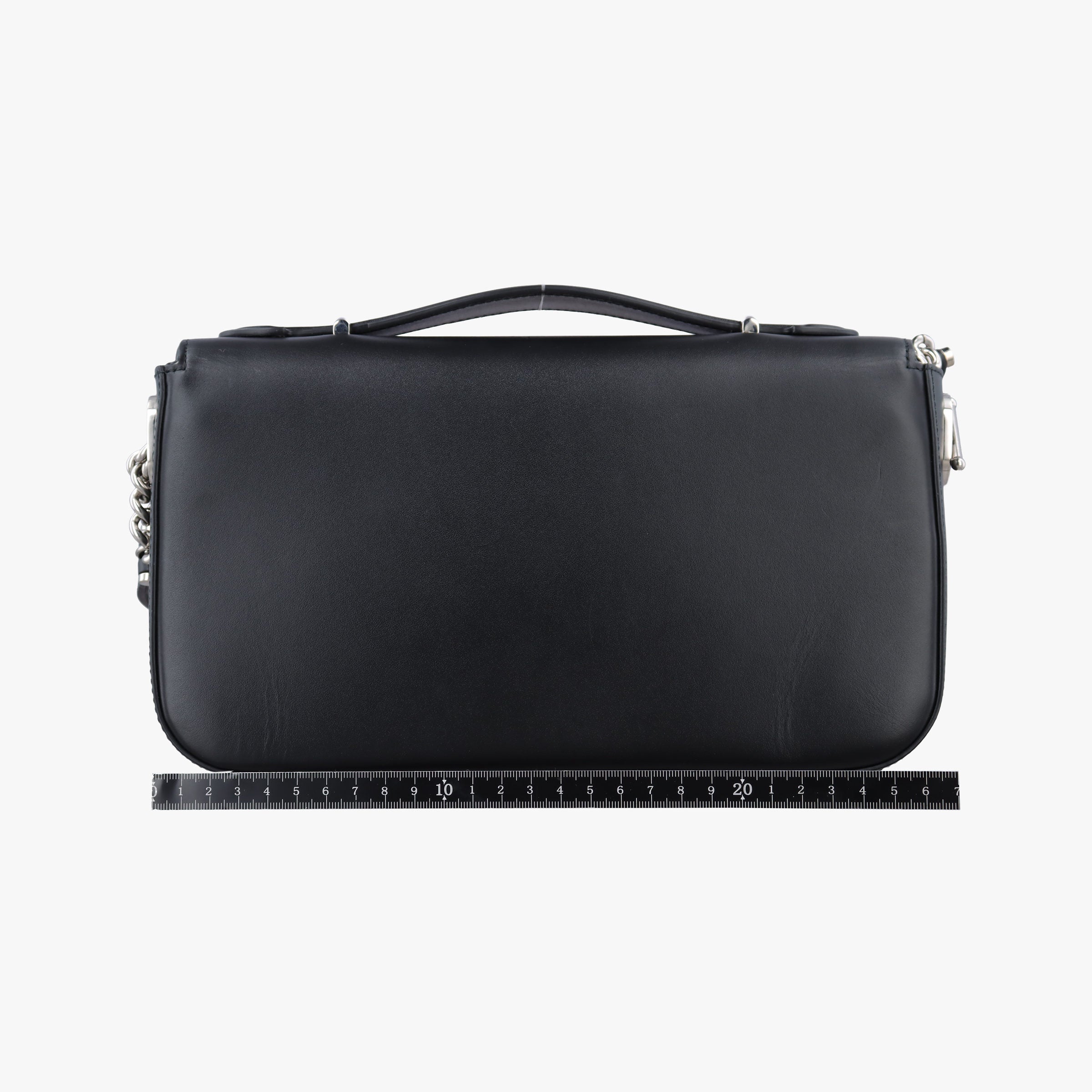 Secondhand Gucci PETITE GG Black Leather 739721 shoulderbag | stylenewstar