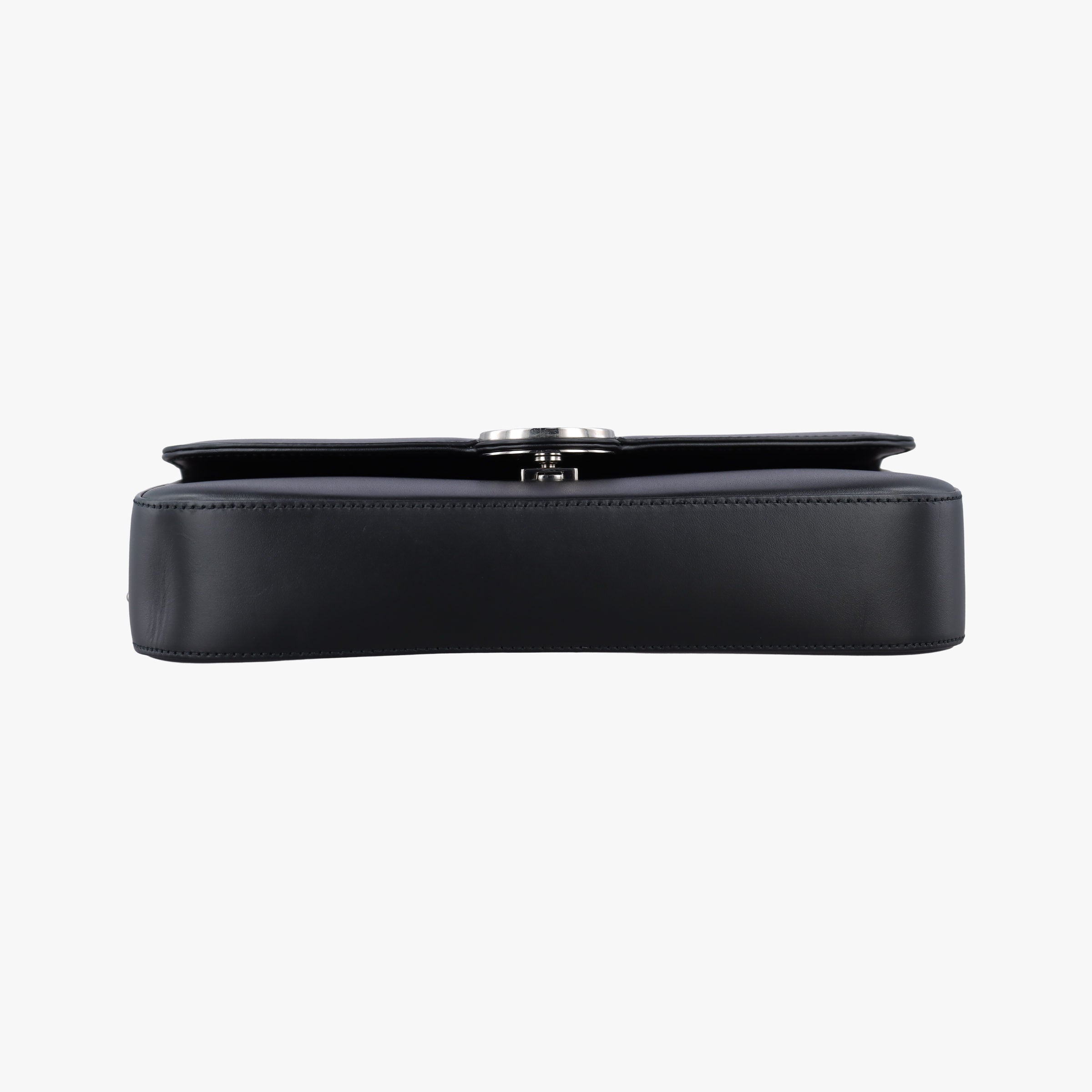 Secondhand Gucci PETITE GG Black Leather 739721 shoulderbag | stylenewstar
