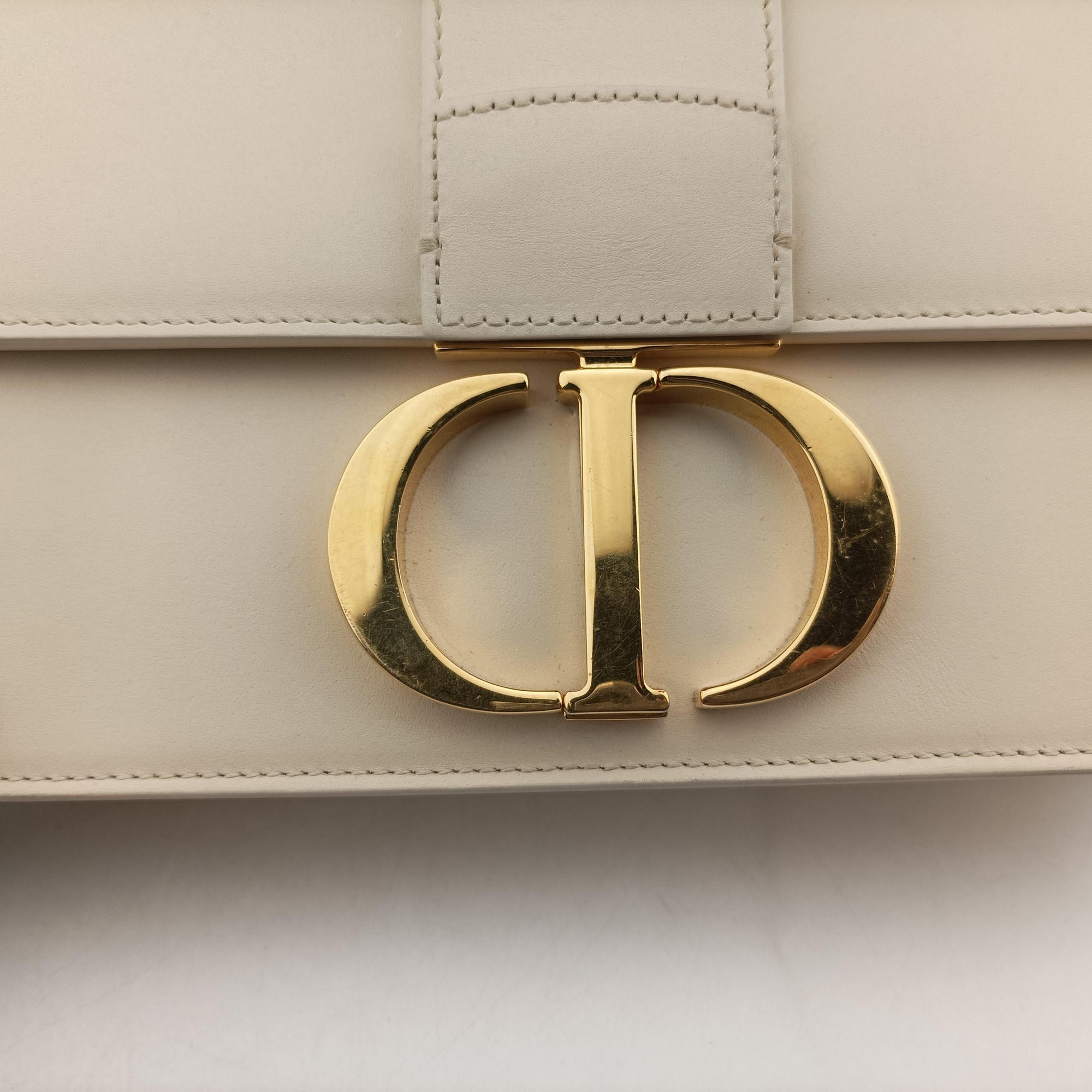 Vintage Christian Dior 30 Montaigne White leather  shoulderbag | stylenewstar