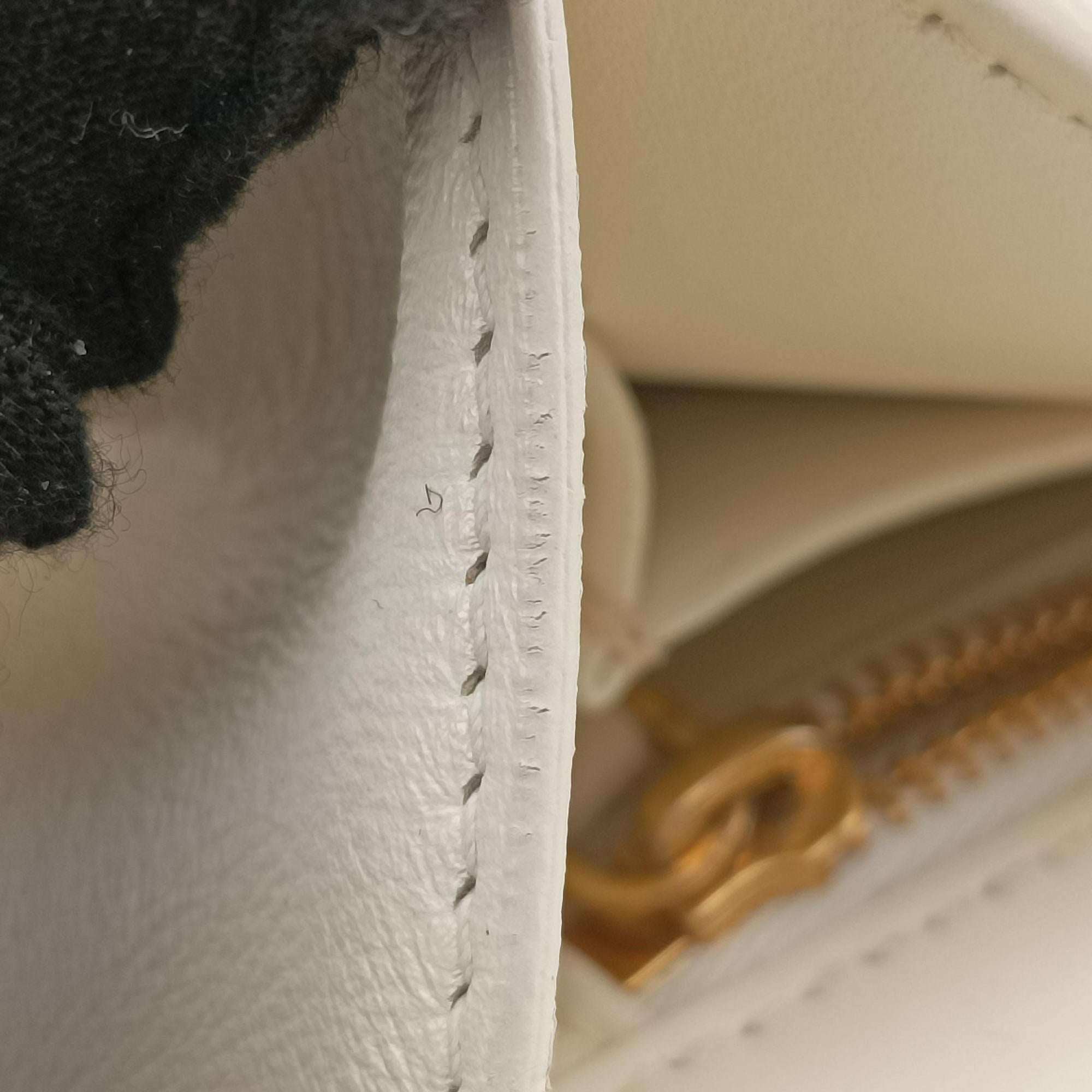Vintage Christian Dior 30 Montaigne White leather  shoulderbag | stylenewstar