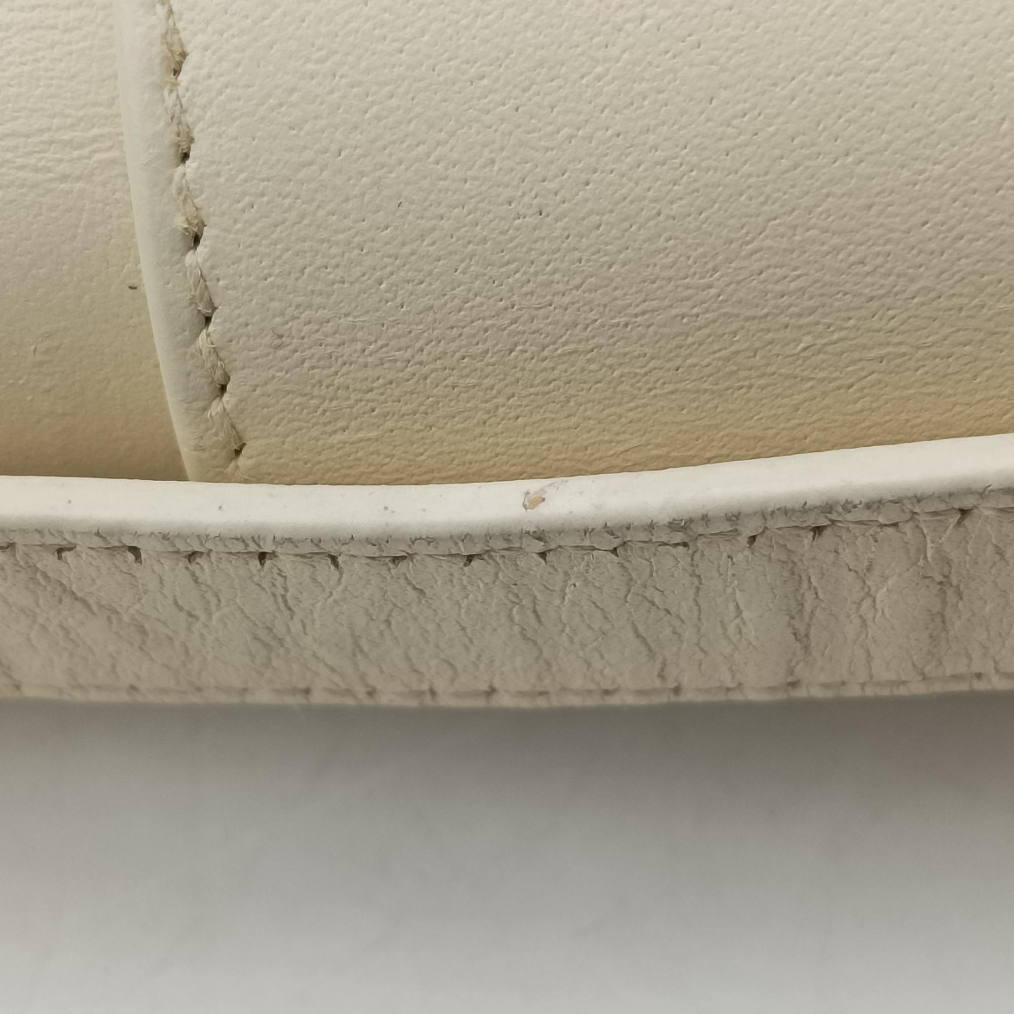 Vintage Christian Dior 30 Montaigne White leather  shoulderbag | stylenewstar
