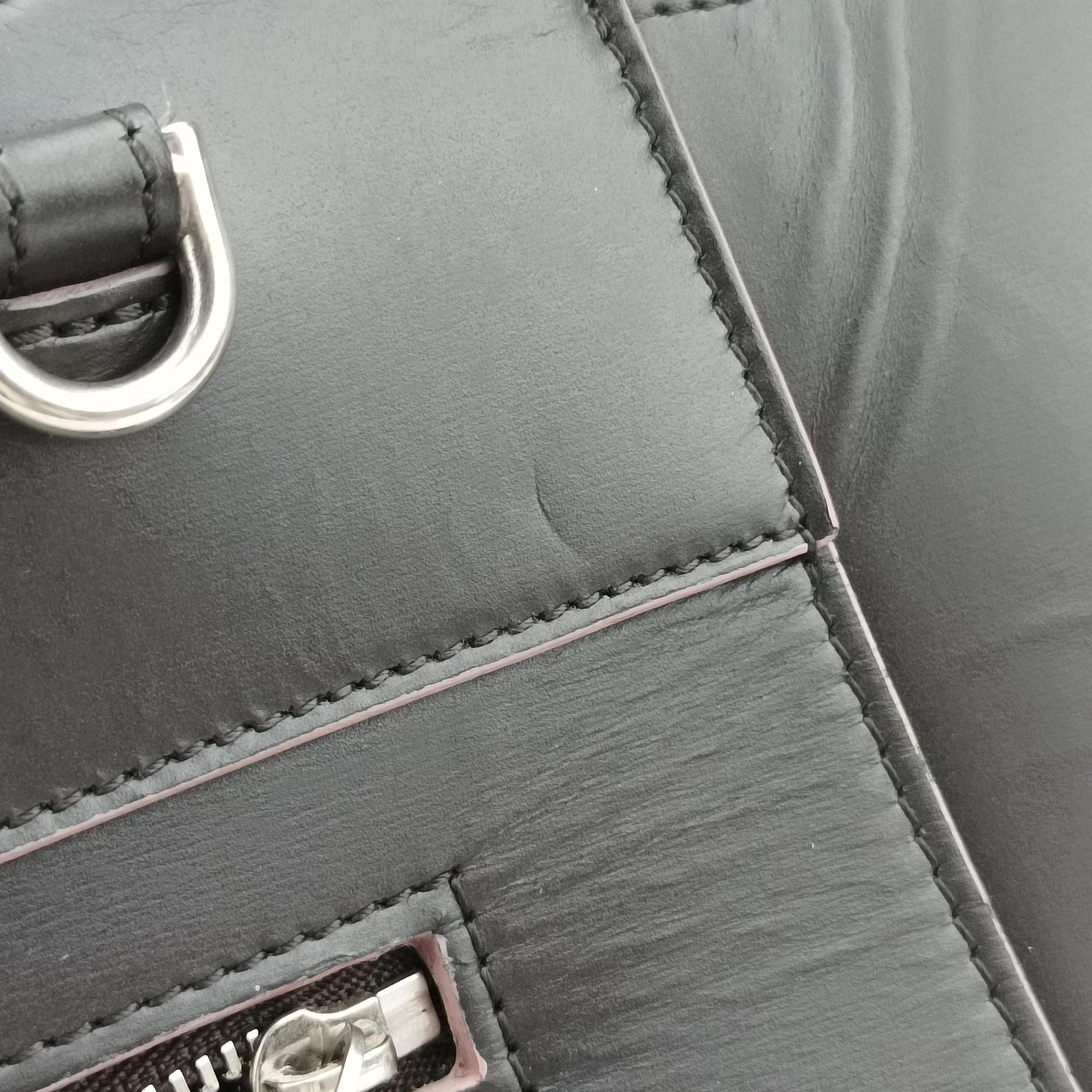 Secondhand Celine Belt bag mini Black×pink leather  shoulderbag | stylenewstar