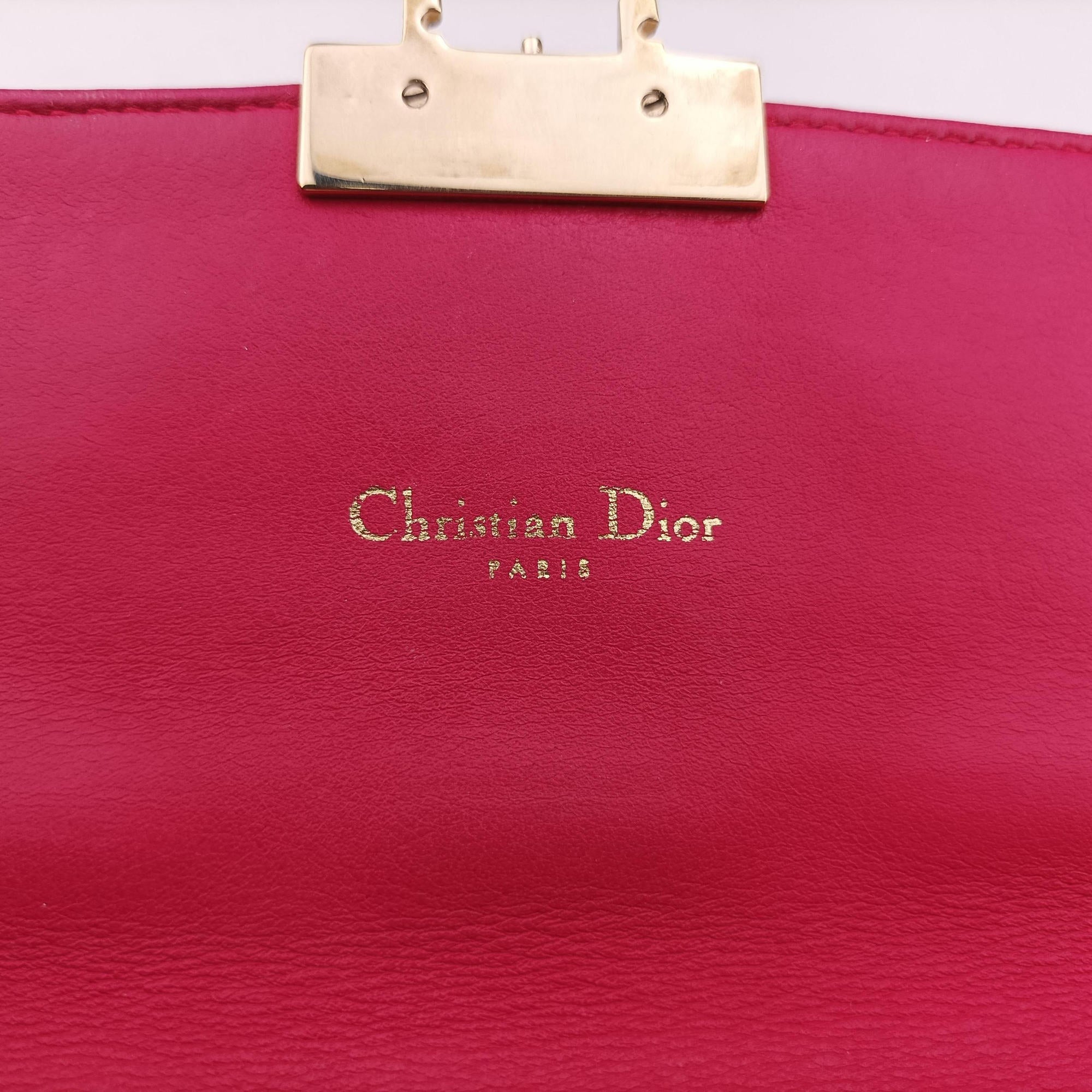 Vintage Christian Dior Miss Dior CANNAGE New Lock Red Patent  shoulderbag | stylenewstar