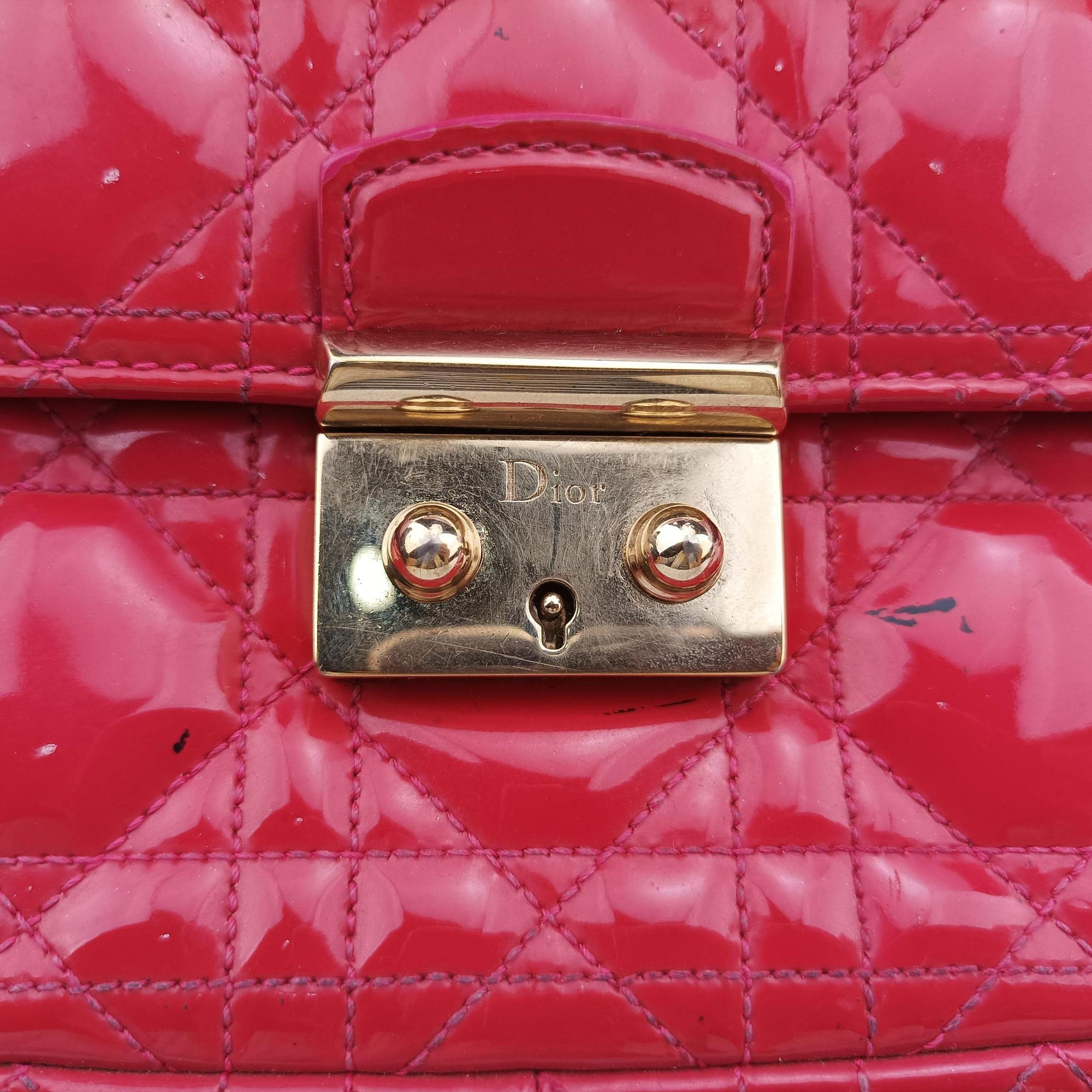 Vintage Christian Dior Miss Dior CANNAGE New Lock Red Patent  shoulderbag | stylenewstar