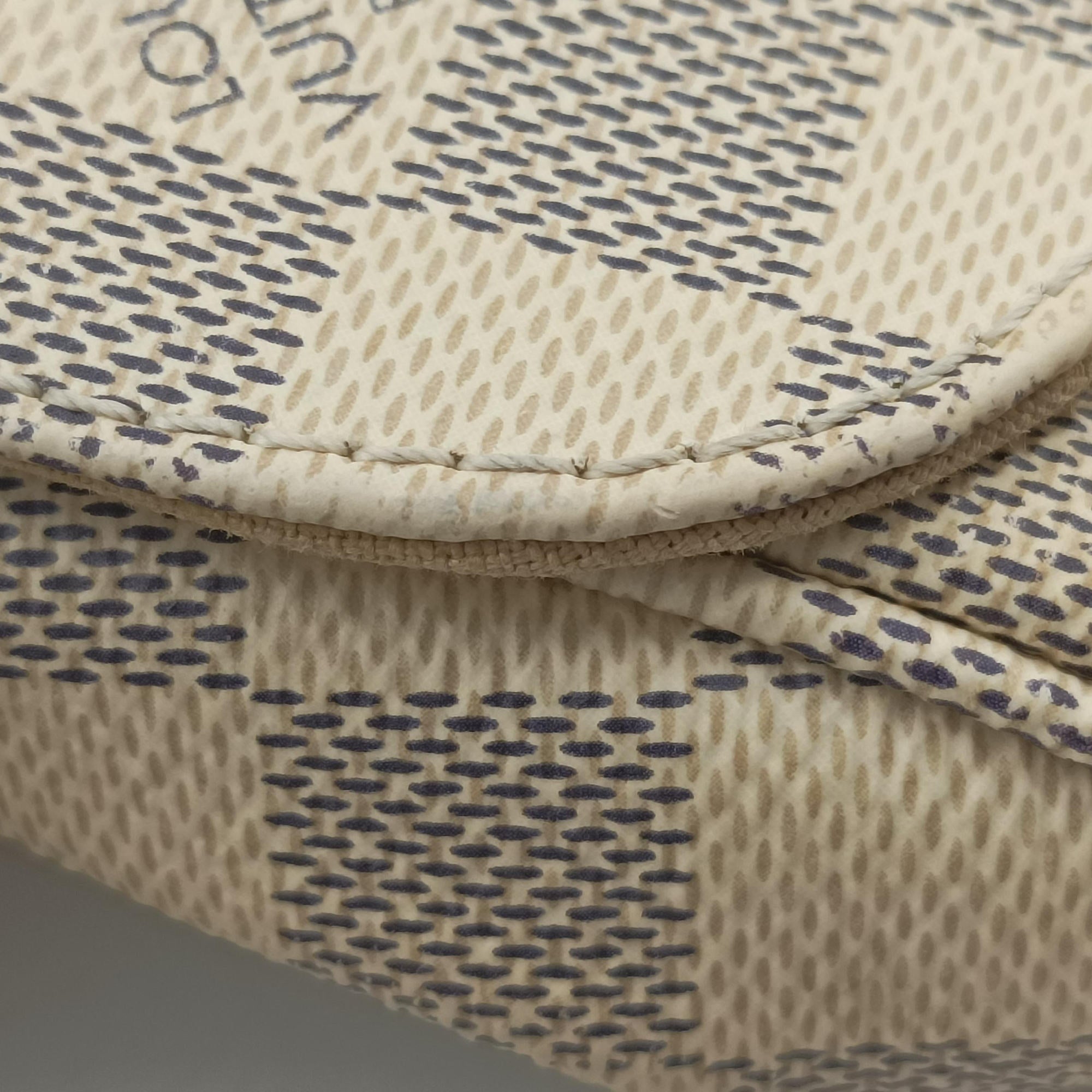 Pre-owned Louis Vuitton FAVORITE PM Azur Damier Canvas N41277 shoulderbag | stylenewstar