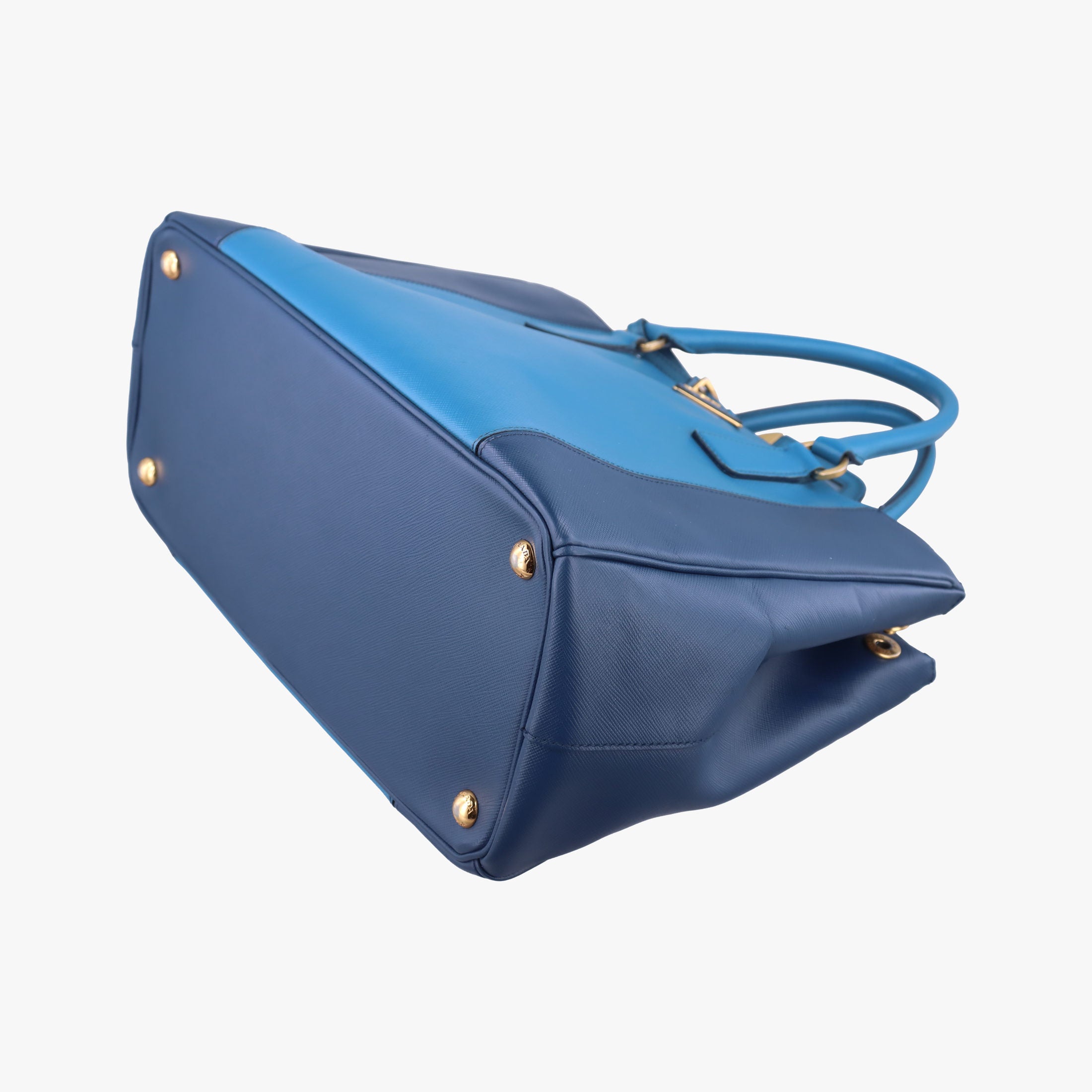 Secondhand Prada Galleria Blue×Navy SAFFIANO Leather B2274C shoulderbag | stylenewstar