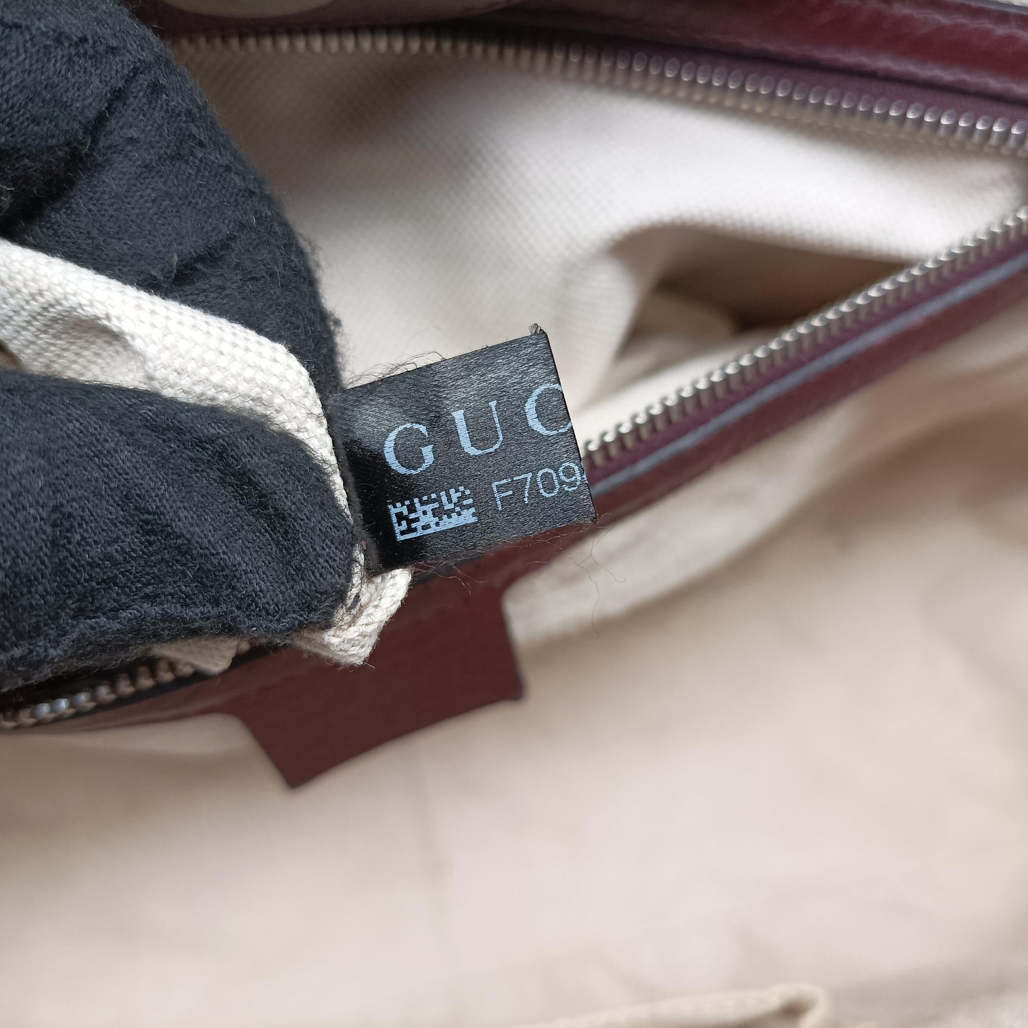 Pre-owned Gucci New Bamboo Tassel beige×burgundy canvas×leather 246860 handbag | stylenewstar