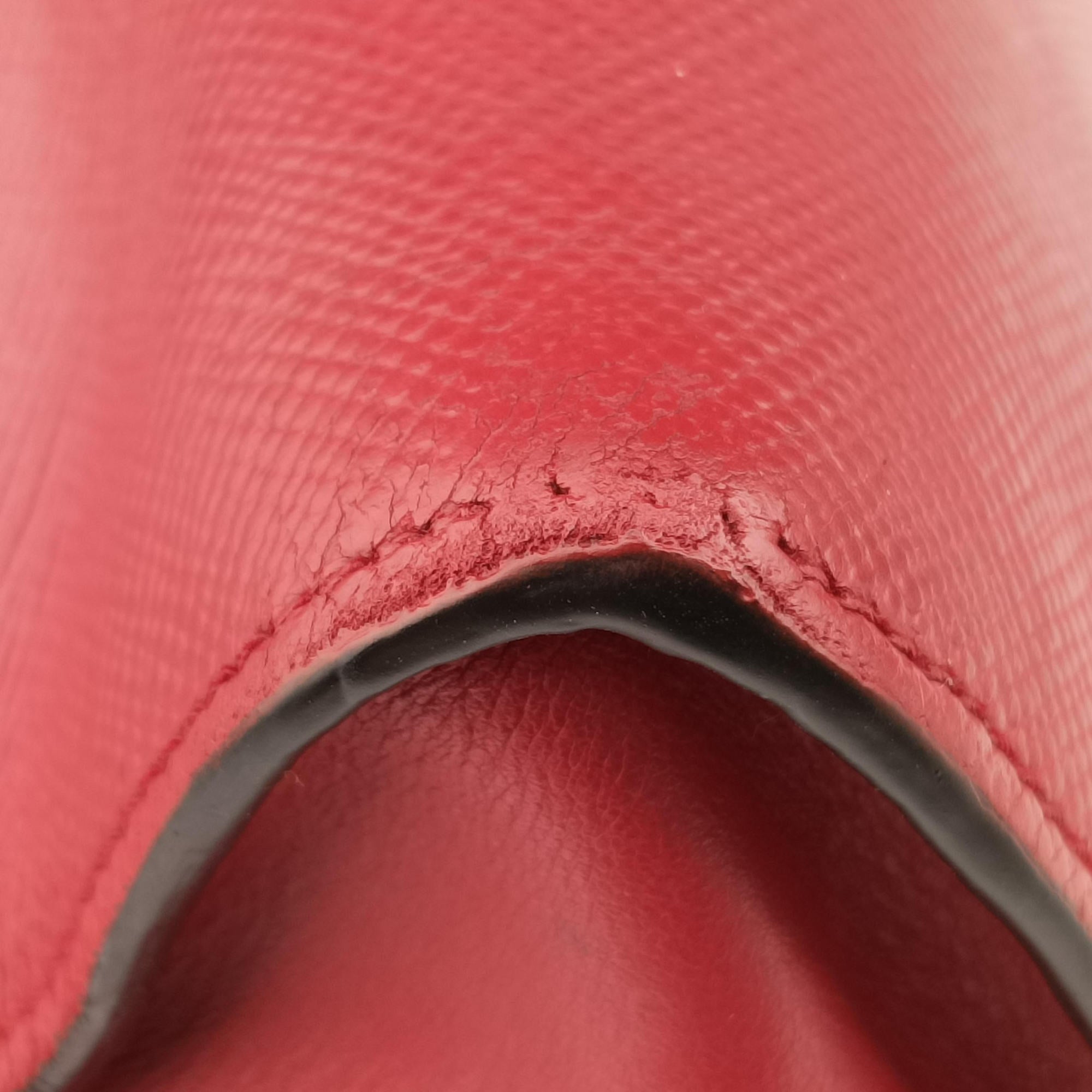 Pre-owned Prada Cuir Monochrome Red SAFFIANO　Leather 1BA155 shoulderbag | stylenewstar