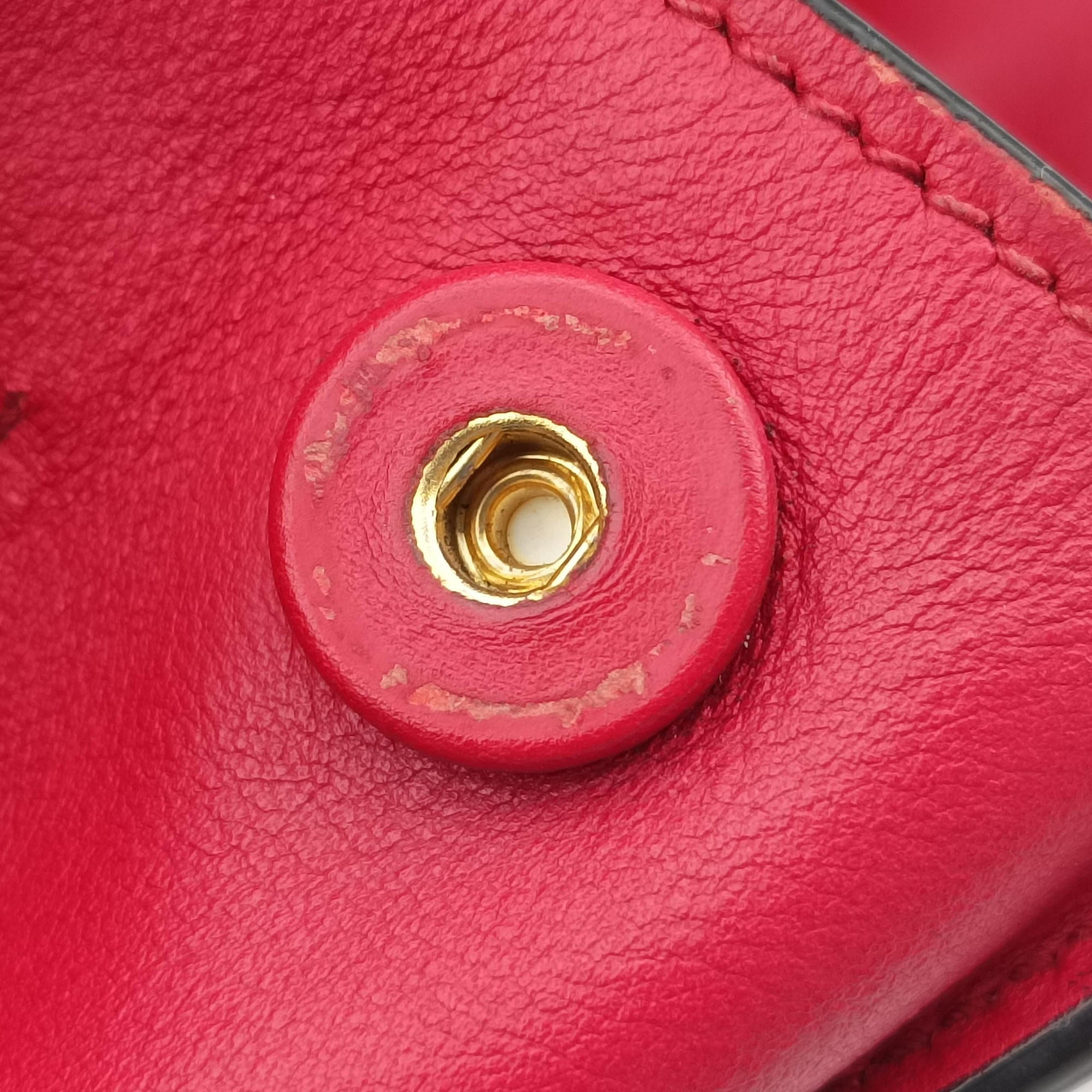 Pre-owned Prada Cuir Monochrome Red SAFFIANO　Leather 1BA155 shoulderbag | stylenewstar