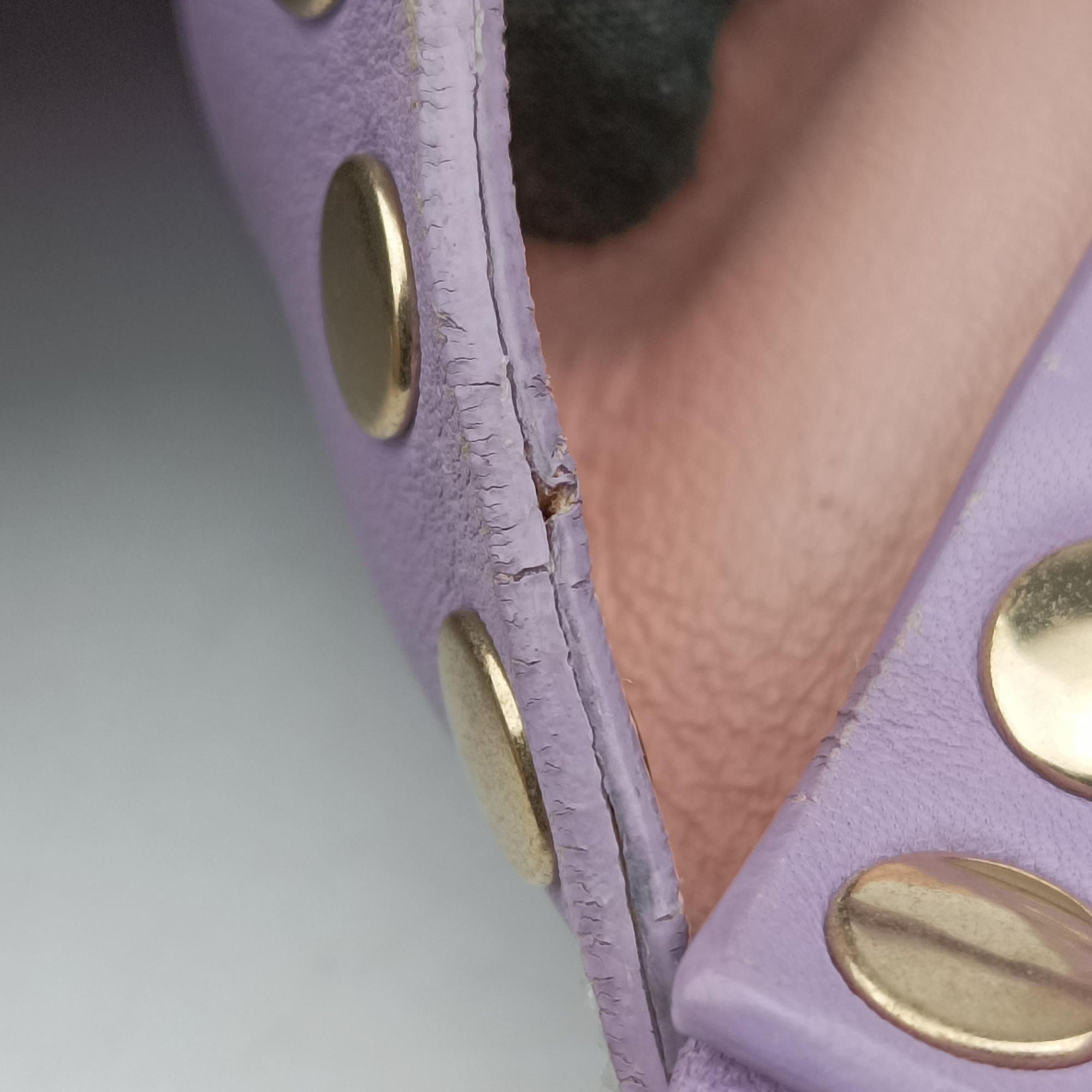 Pre-owned VERSACE medusa Purple Nappa Leather  shoulderbag | stylenewstar