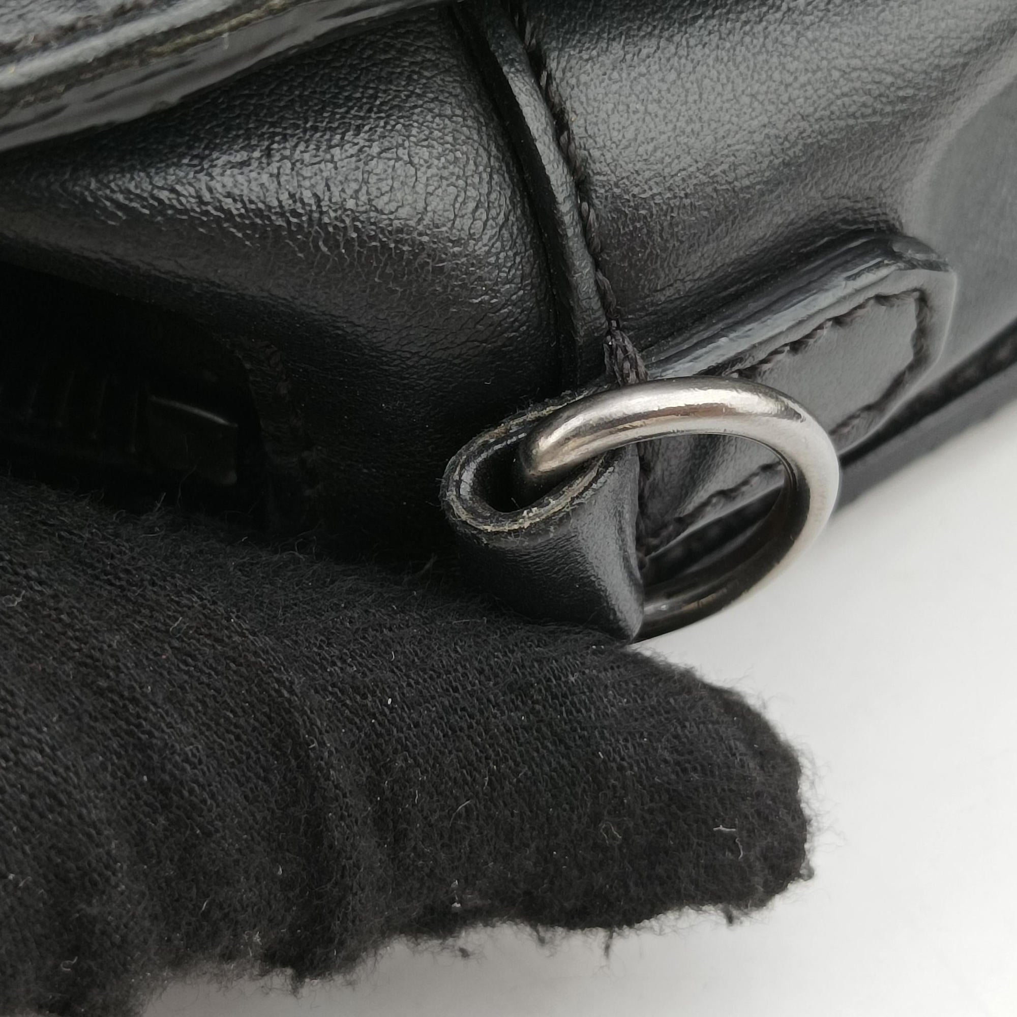 Pre-owned Fendi FF logo camera Black Leather 7VA428 shoulderbag | stylenewstar