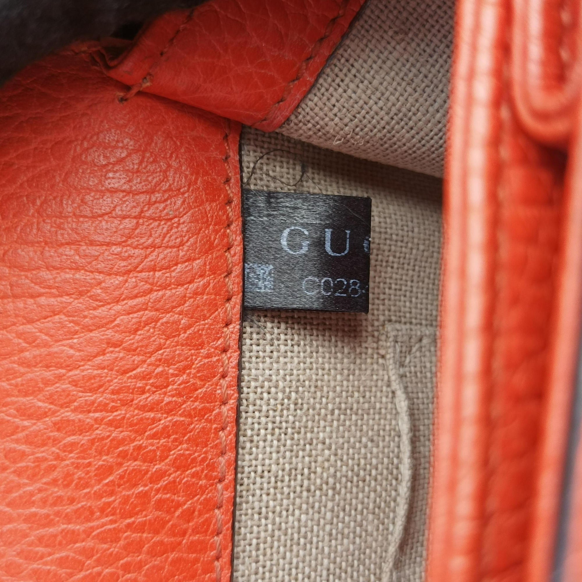 Vintage Gucci Interlocking G Orange Leather 510304 shoulderbag | stylenewstar