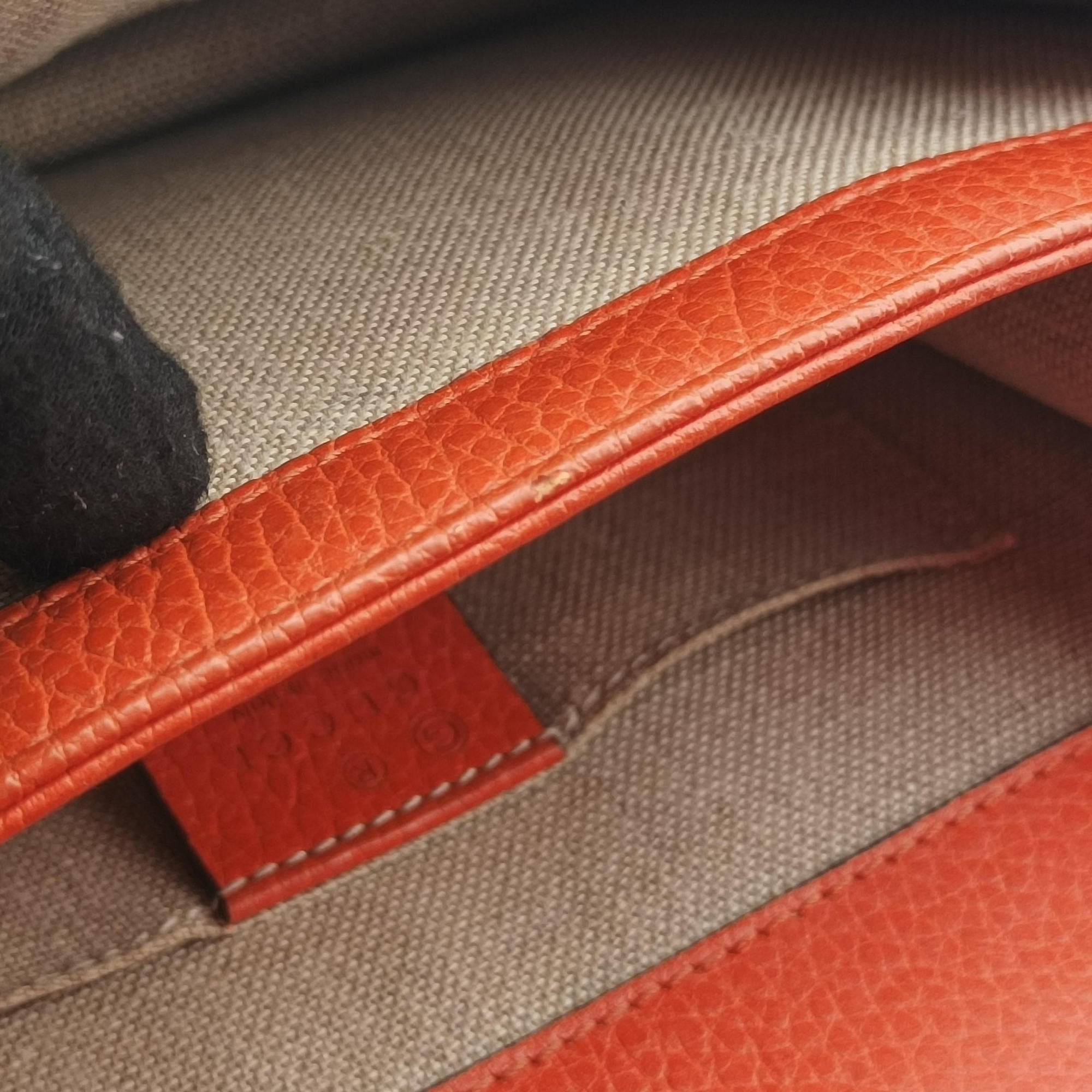 Vintage Gucci Interlocking G Orange Leather 510304 shoulderbag | stylenewstar