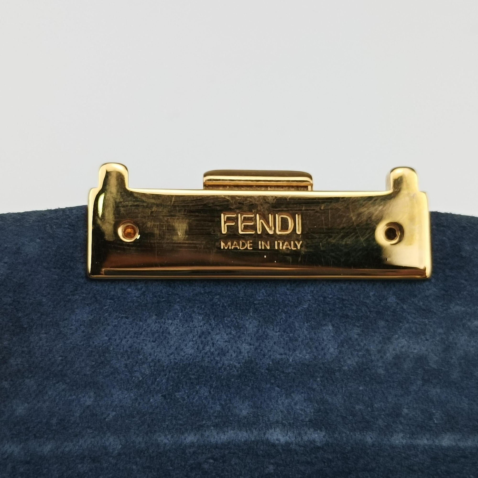 Secondhand Fendi Mini Be Baguette Blue Leather 8M0315 shoulderbag | stylenewstar