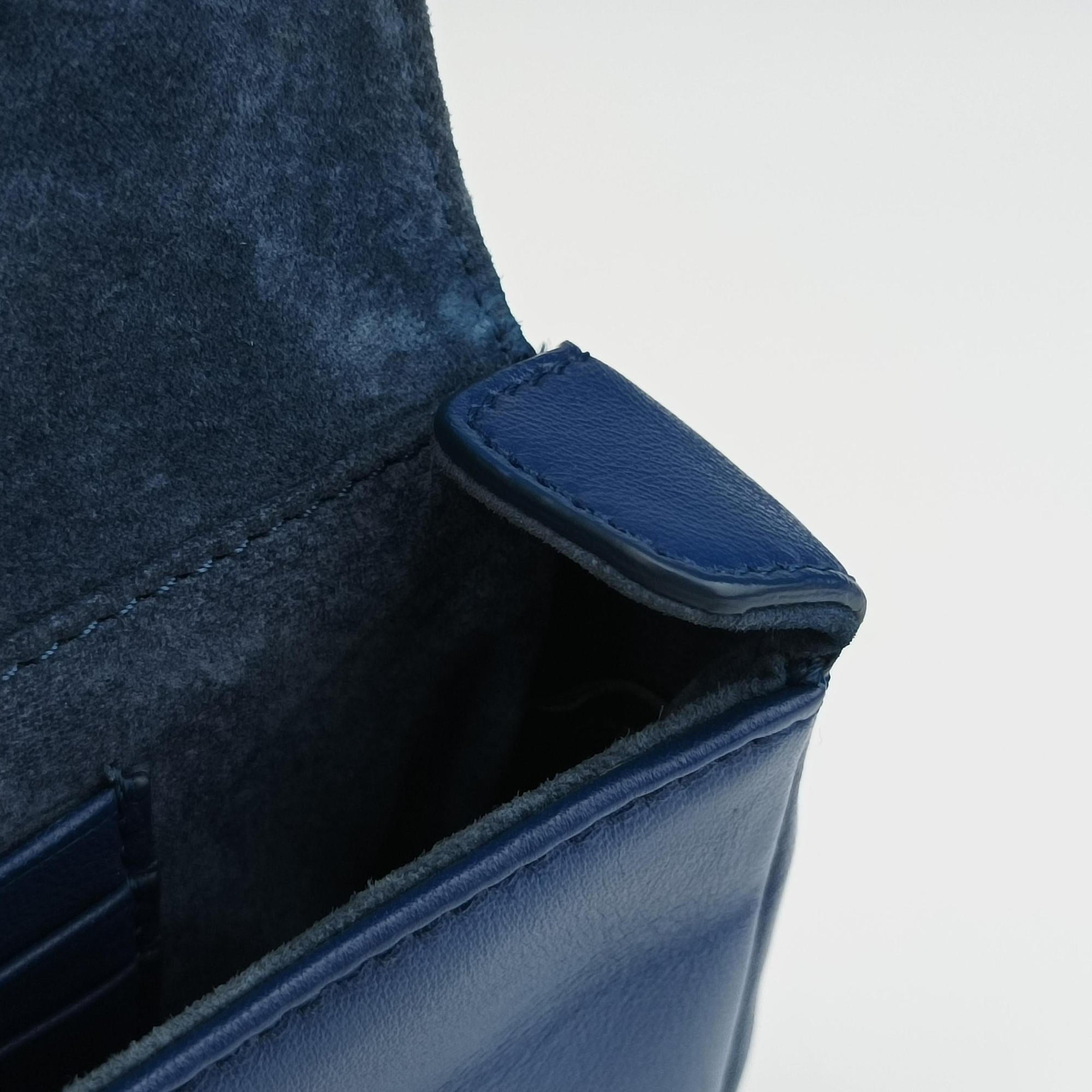 Secondhand Fendi Mini Be Baguette Blue Leather 8M0315 shoulderbag | stylenewstar