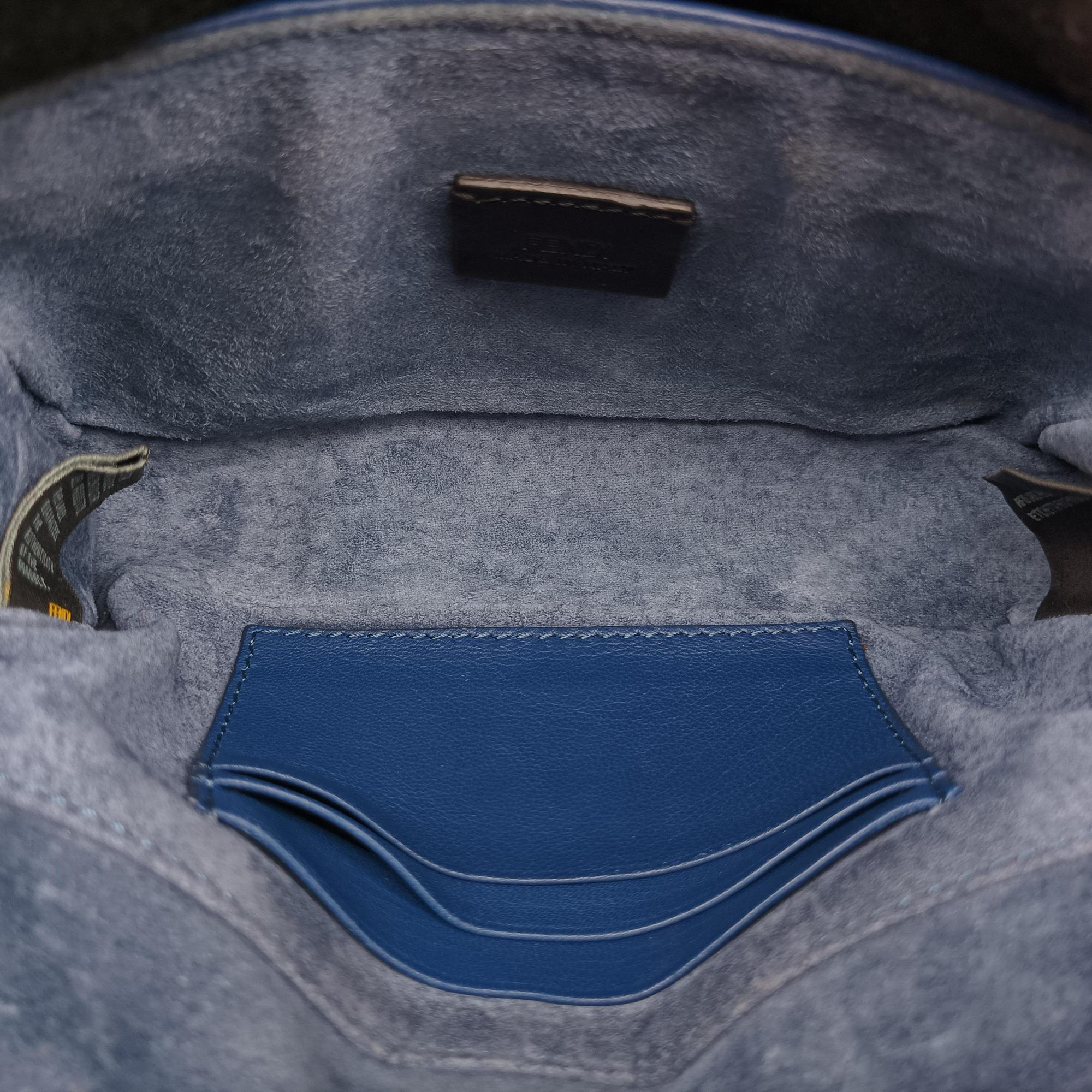 Secondhand Fendi Mini Be Baguette Blue Leather 8M0315 shoulderbag | stylenewstar