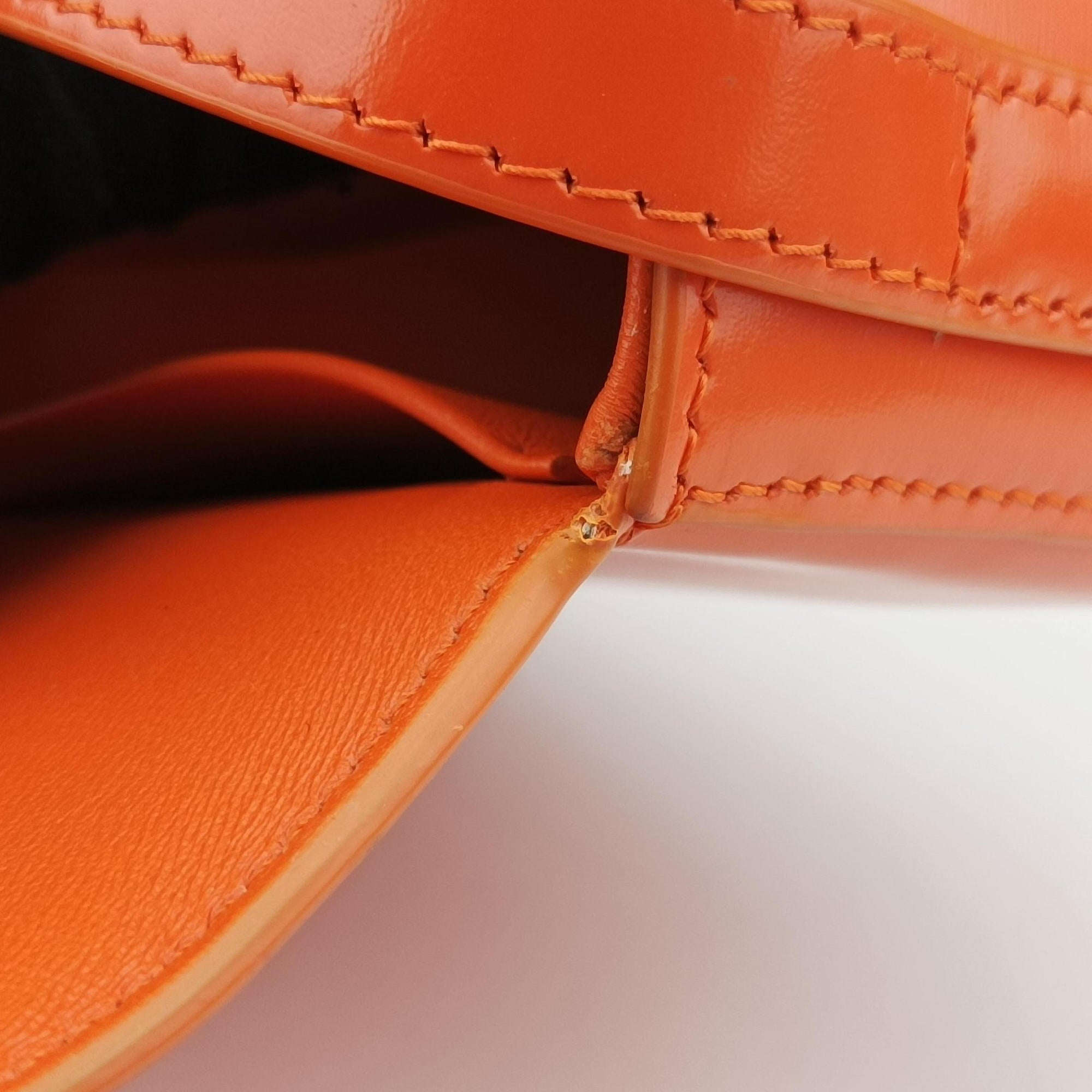 Pre-owned Celine Triomphe Orange Leather  shoulderbag | stylenewstar