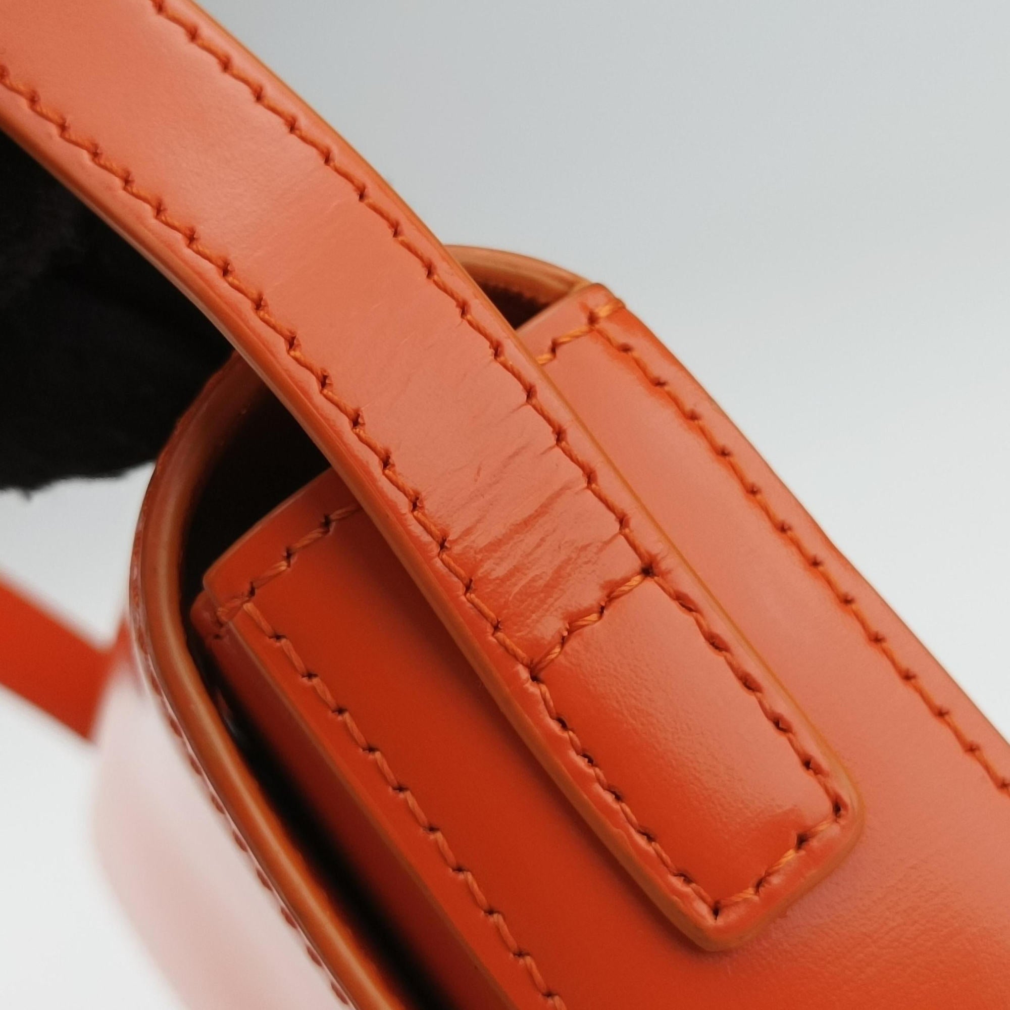 Pre-owned Celine Triomphe Orange Leather  shoulderbag | stylenewstar