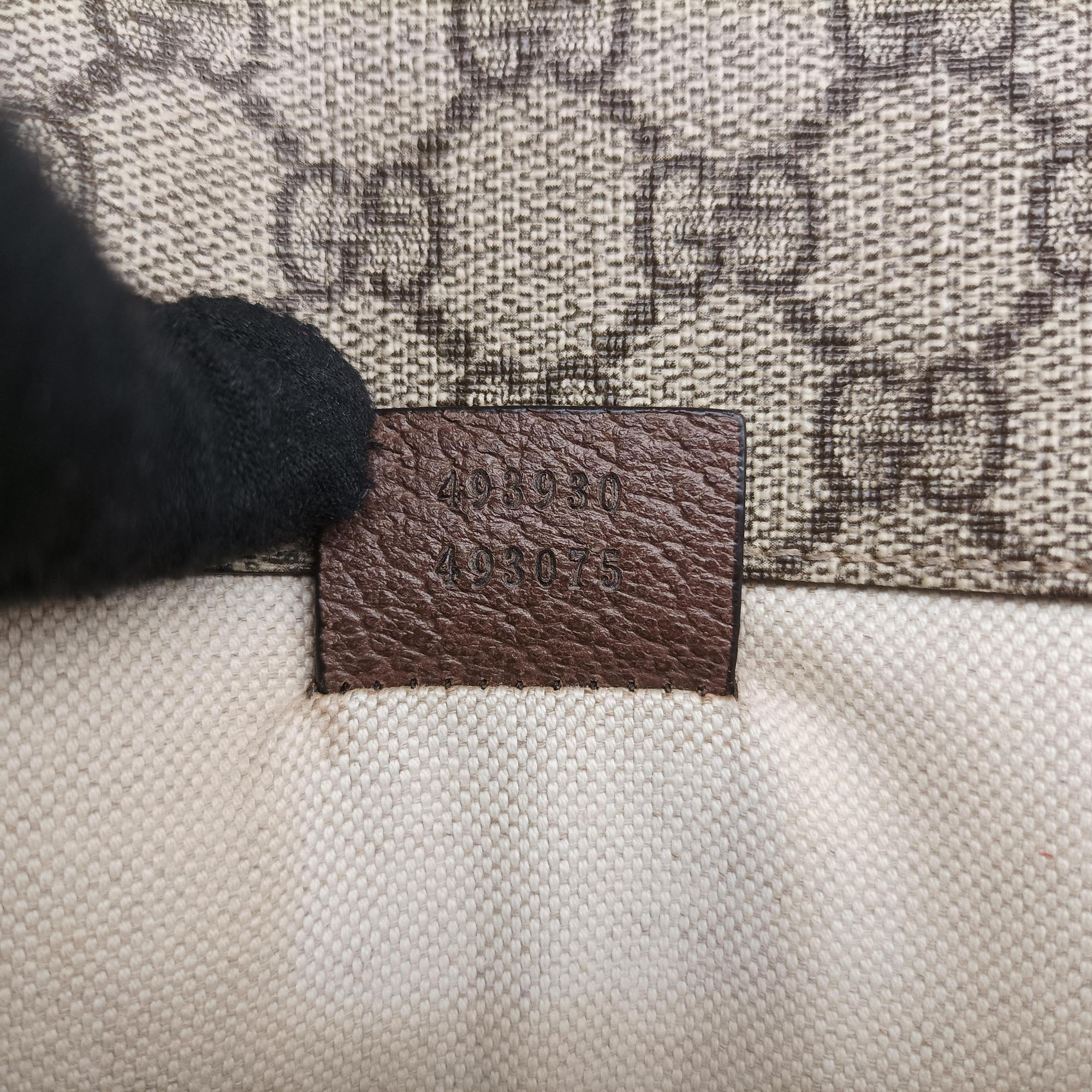 Pre-owned Gucci NEO VINTAGE GG Supreme beige×Brown PVC coated canvas×Leather 493930 bum bag/waist bag | stylenewstar