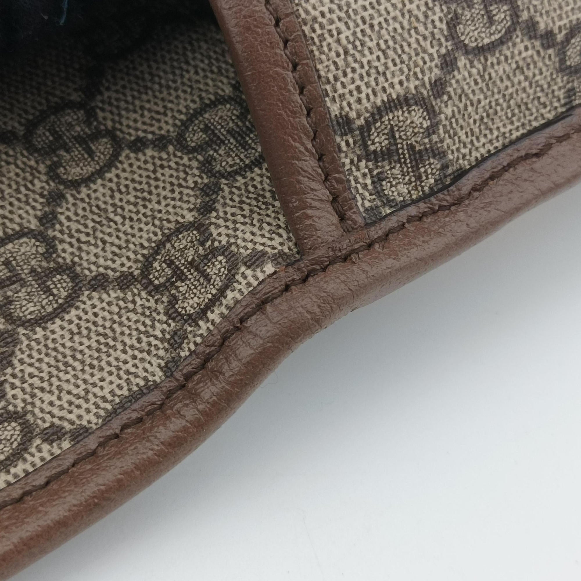 Pre-owned Gucci NEO VINTAGE GG Supreme beige×Brown PVC coated canvas×Leather 493930 bum bag/waist bag | stylenewstar