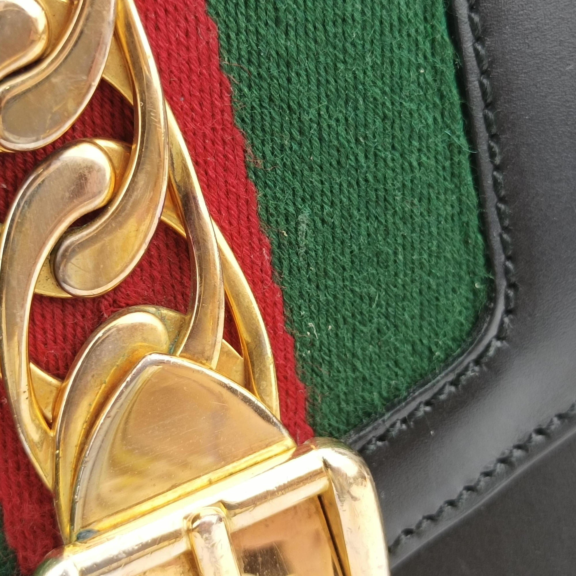 Pre-owned Gucci Sylvie Black×Green×Red Leather 421882 shoulderbag | stylenewstar