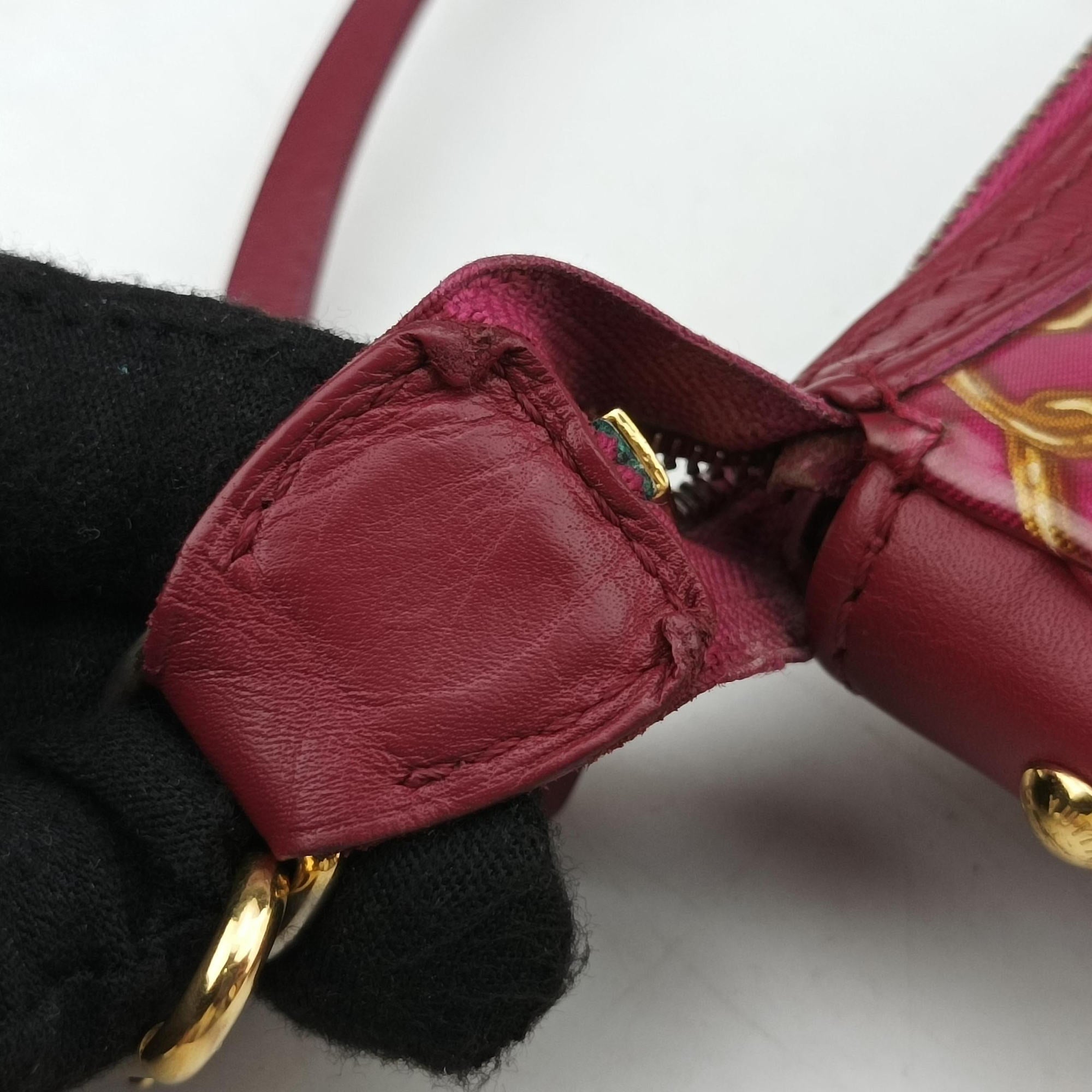 Secondhand Louis Vuitton Charm Pochette Accessoires pink×multicolor leather×PVC M95160 shoulderbag | stylenewstar