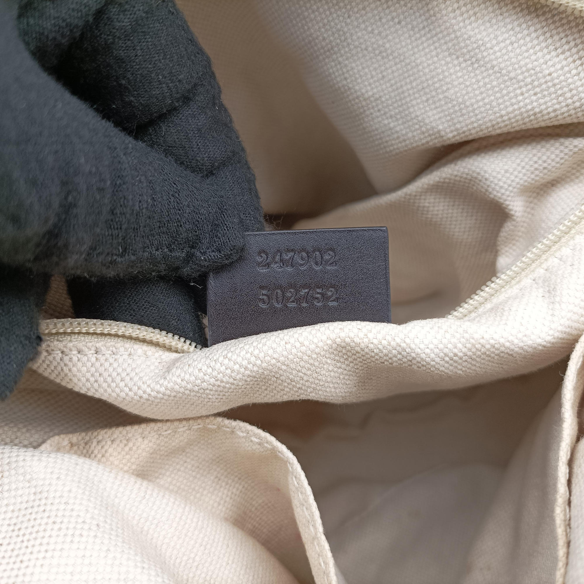 Pre-owned Gucci Sukey Brown×Black canvas×Leather 247902 handbag | stylenewstar