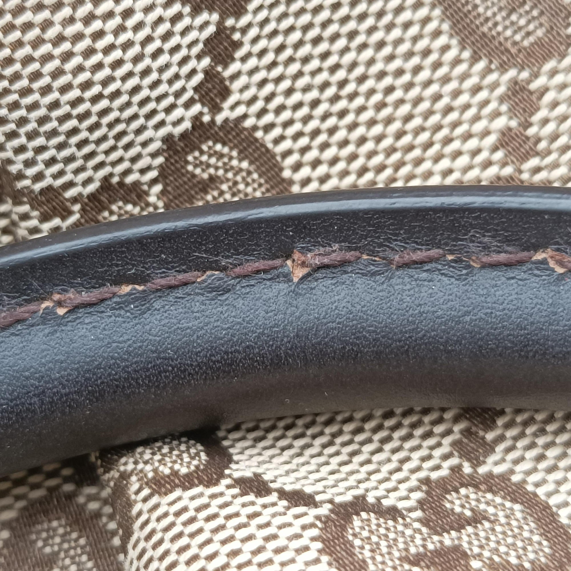 Pre-owned Gucci Sukey Brown×Black canvas×Leather 247902 handbag | stylenewstar