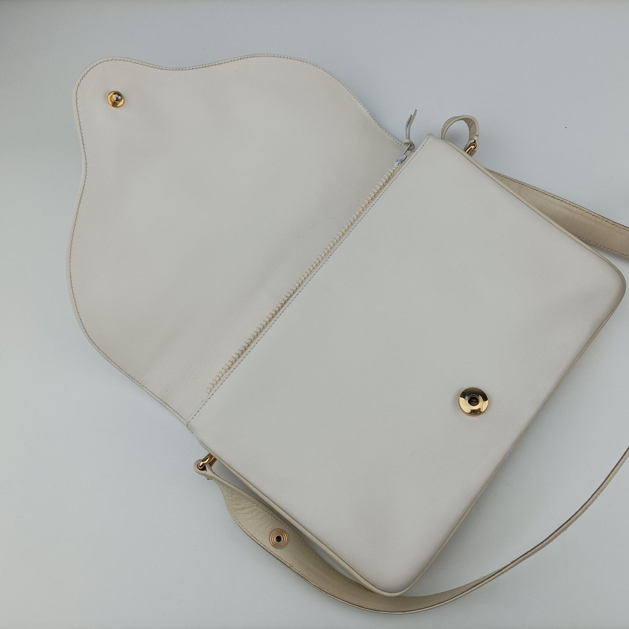 Pre-owned Gucci horse bit White Leather  shoulderbag | stylenewstar