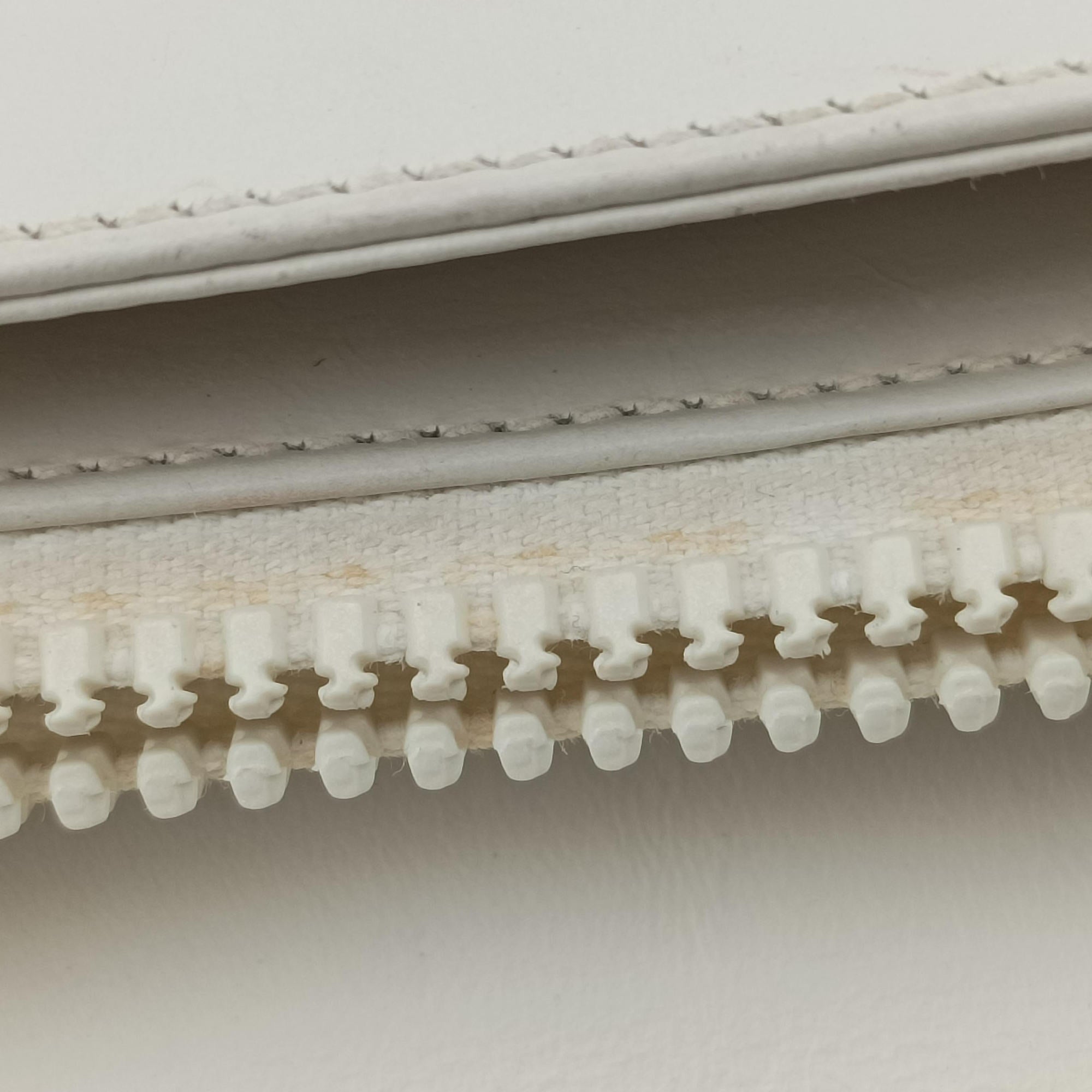Pre-owned Gucci horse bit White Leather  shoulderbag | stylenewstar