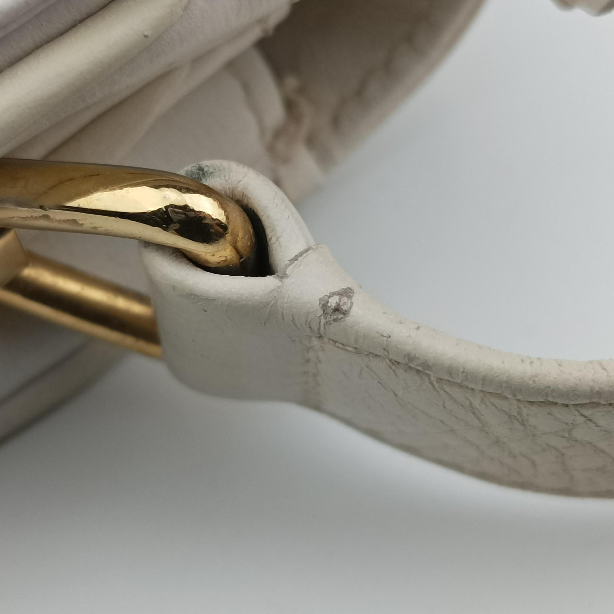 Pre-owned Gucci horse bit White Leather  shoulderbag | stylenewstar