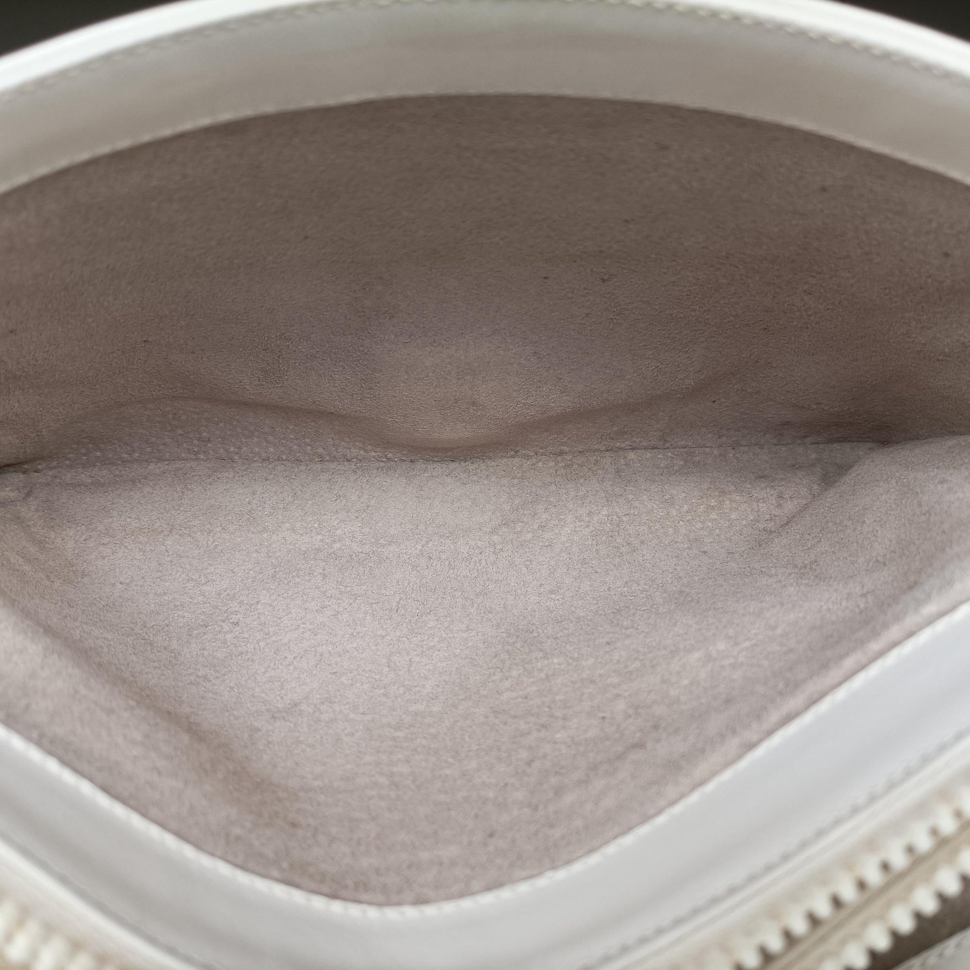 Pre-owned Gucci horse bit White Leather  shoulderbag | stylenewstar