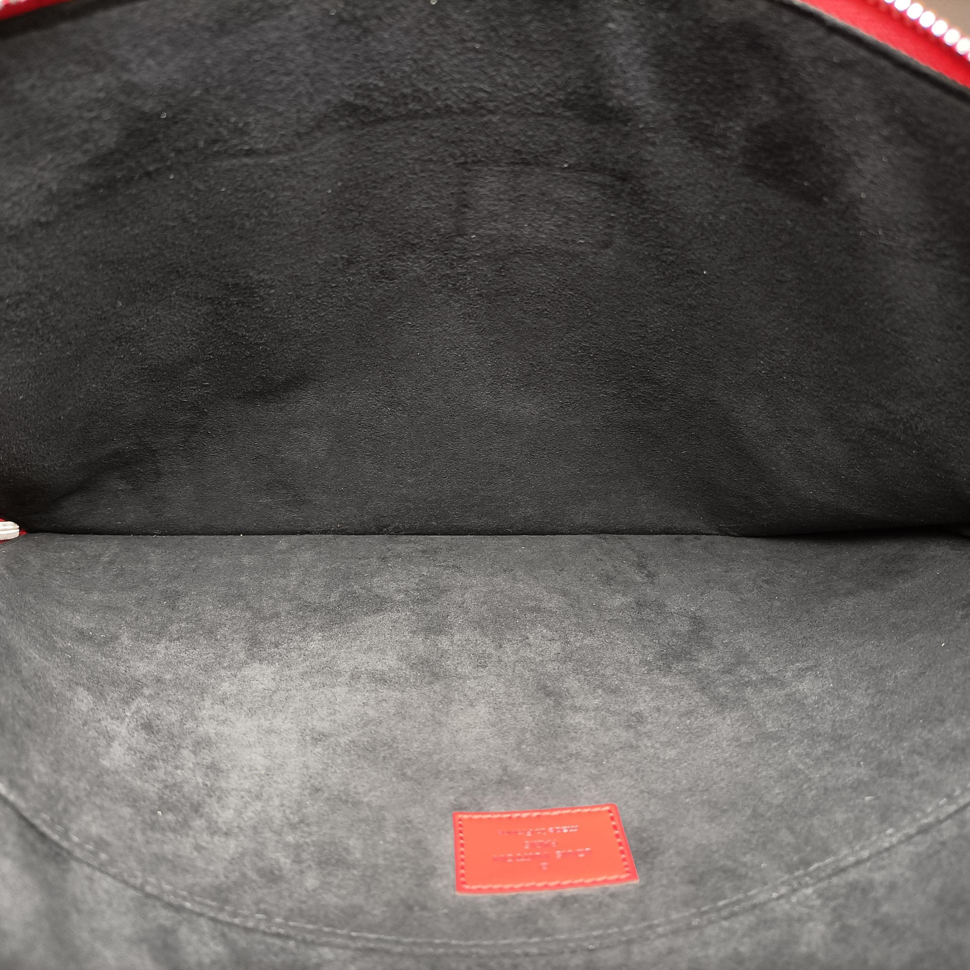 Pre-owned Louis Vuitton Pochette Jour GM Supreme Collaboration ROUGE×white epi M67722 clutchbag | stylenewstar