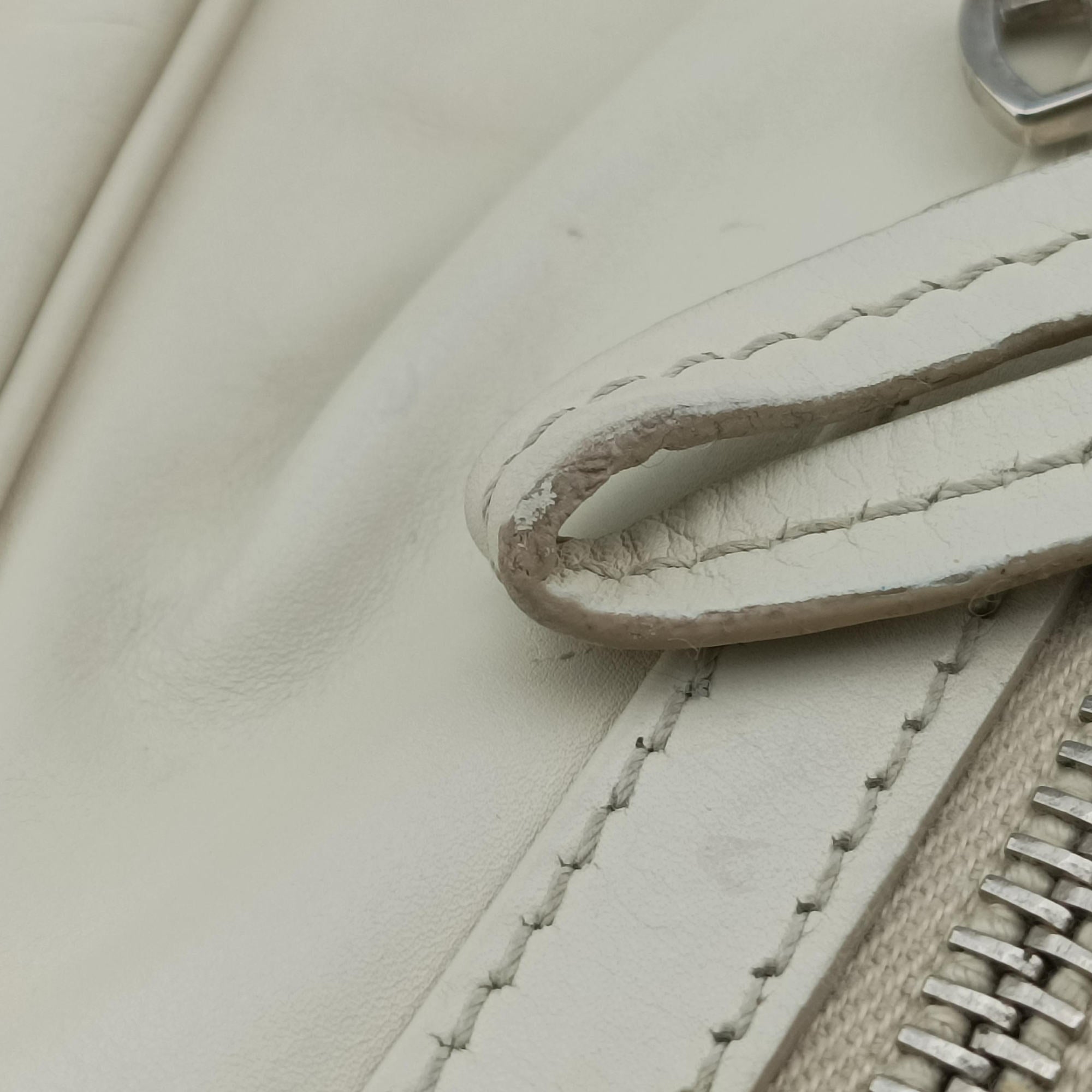 Secondhand Yves Saint Laurent Rive Gauche White Leather 120436 shoulderbag | stylenewstar