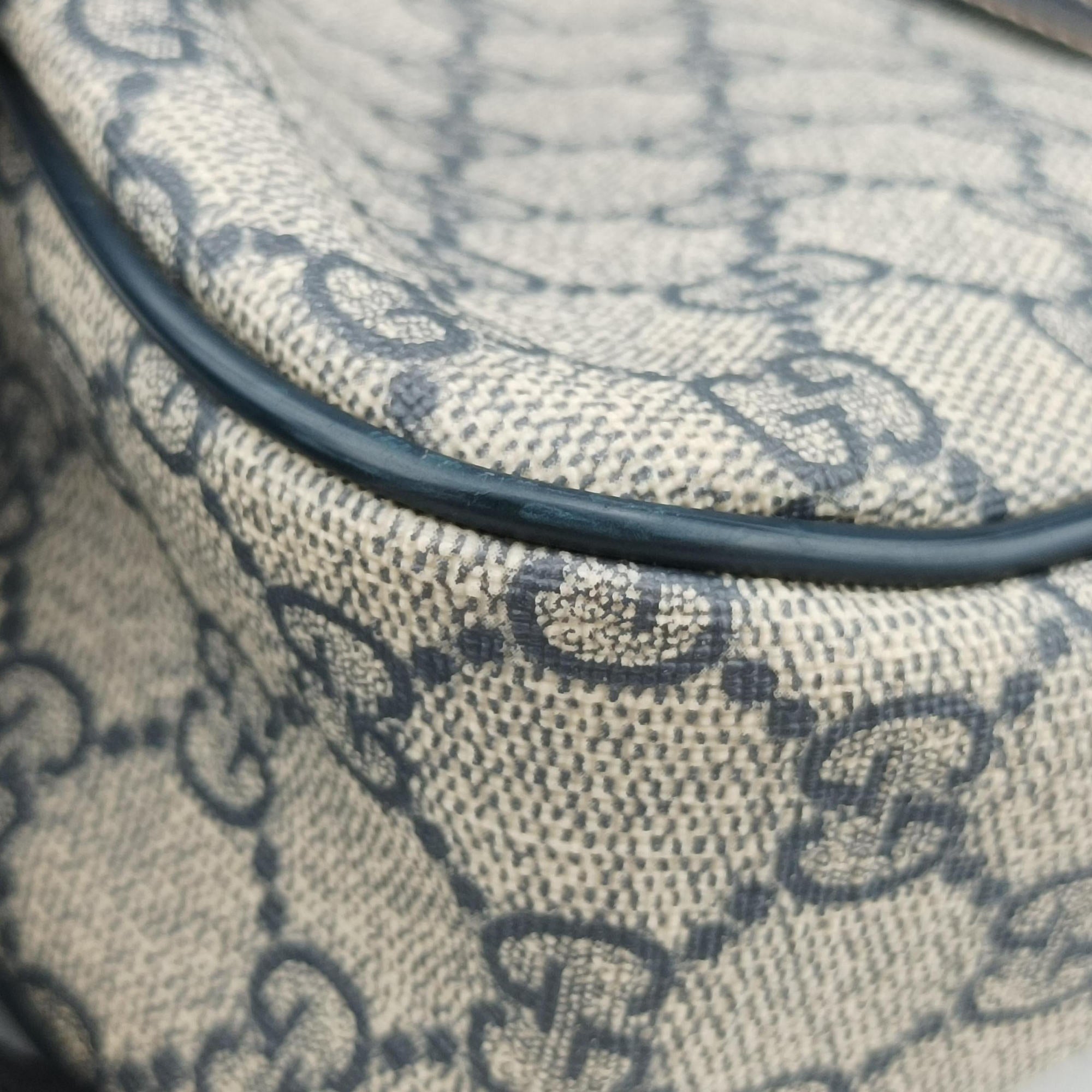 Pre-owned Gucci GG Supreme Briefcase Beige×Black PVC coated canvas x Leather 208463 shoulderbag | stylenewstar