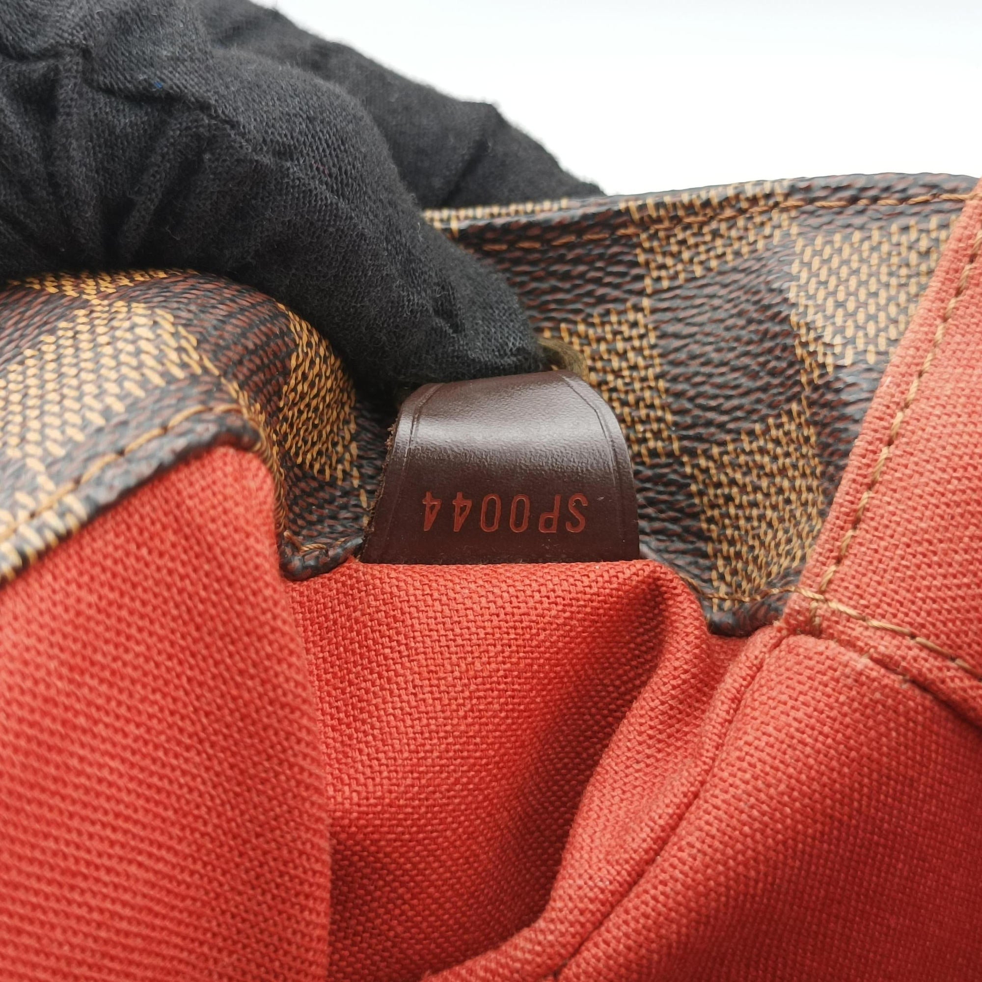 Secondhand Louis Vuitton Bastille Messenger EBENE Damier Canvas N45258 shoulderbag | stylenewstar