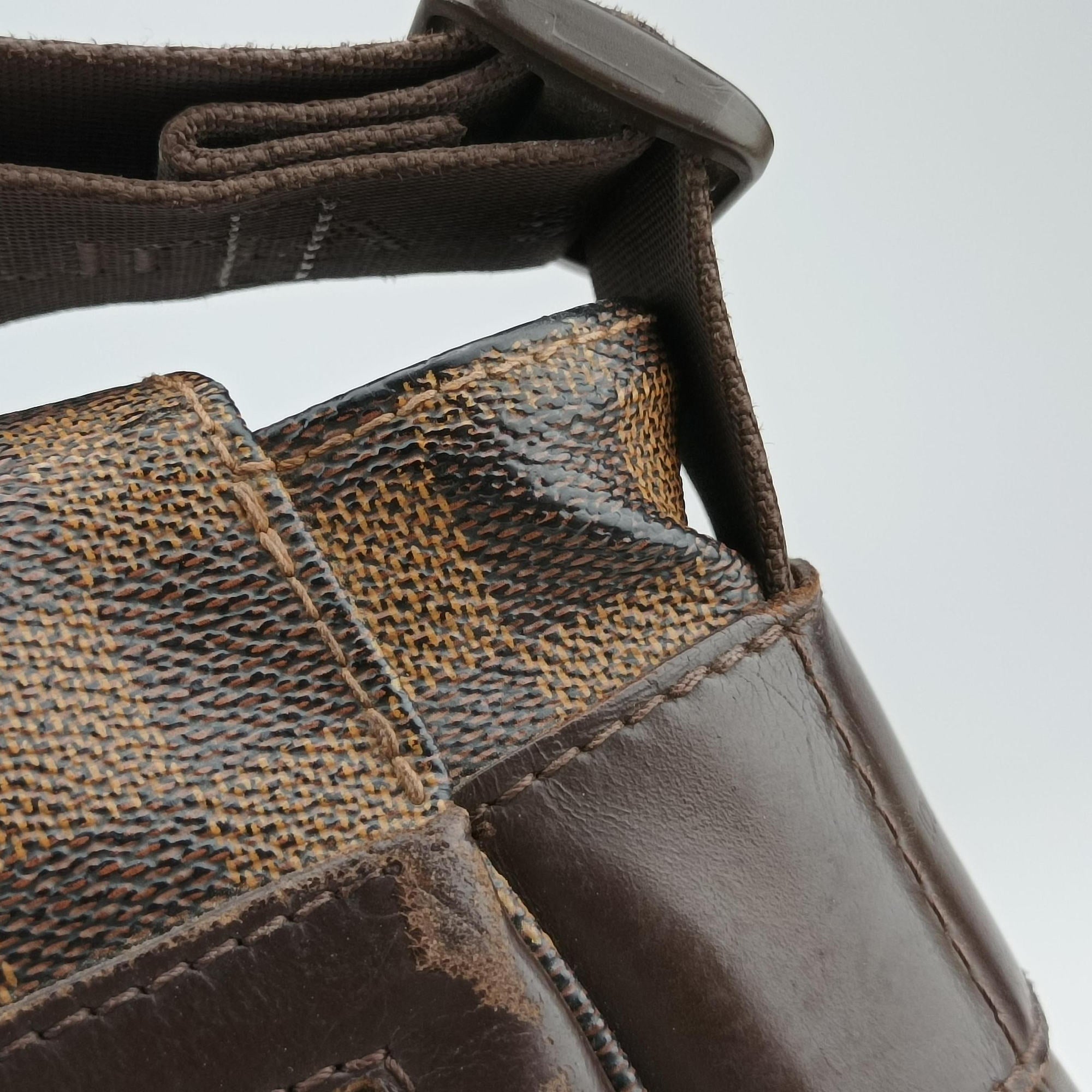 Vintage Louis Vuitton Bastille Messenger EBENE Damier Canvas N45258 shoulderbag | stylenewstar