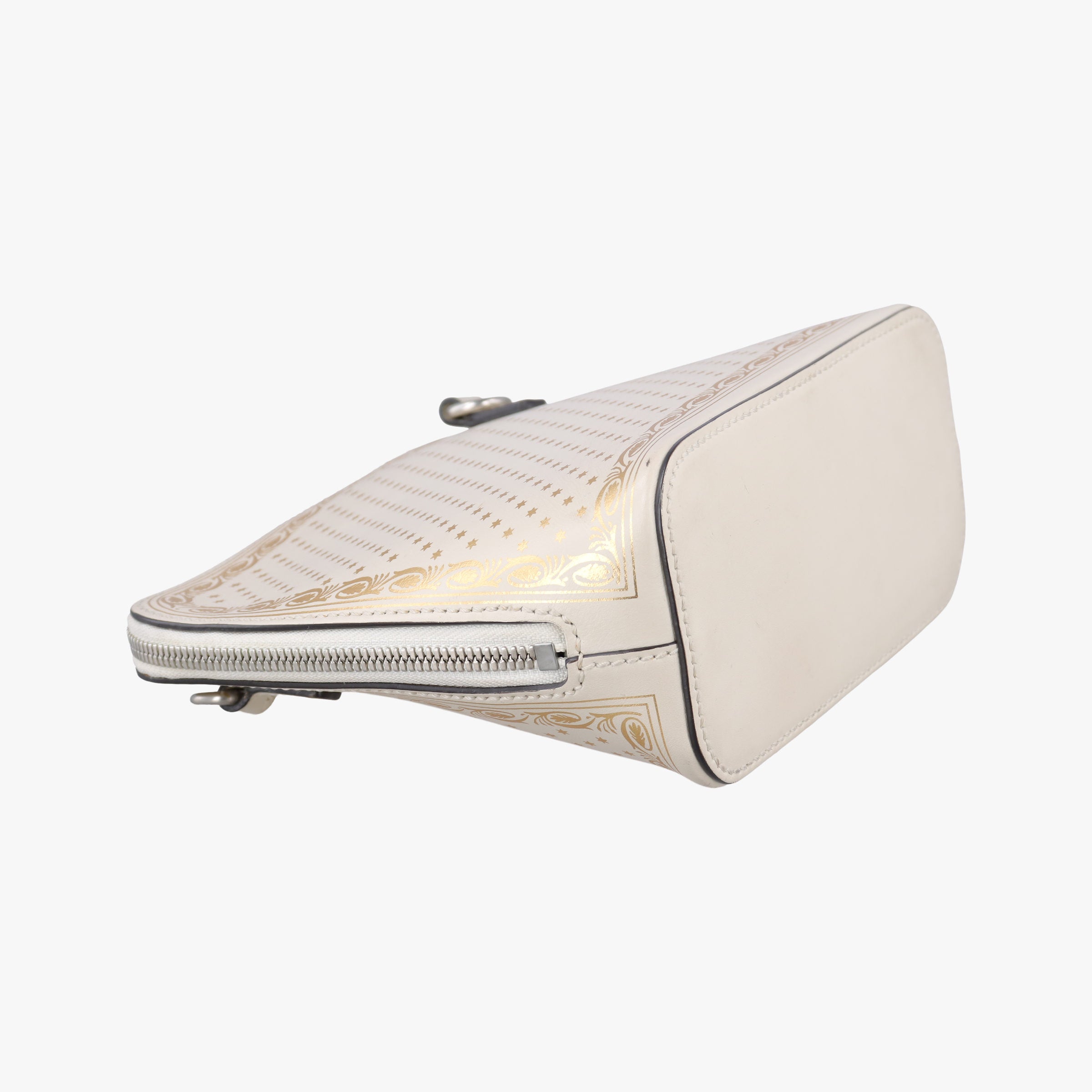 Pre-owned Gucci SEGA collaboration GUCCY print White Leather 511189 shoulderbag | stylenewstar