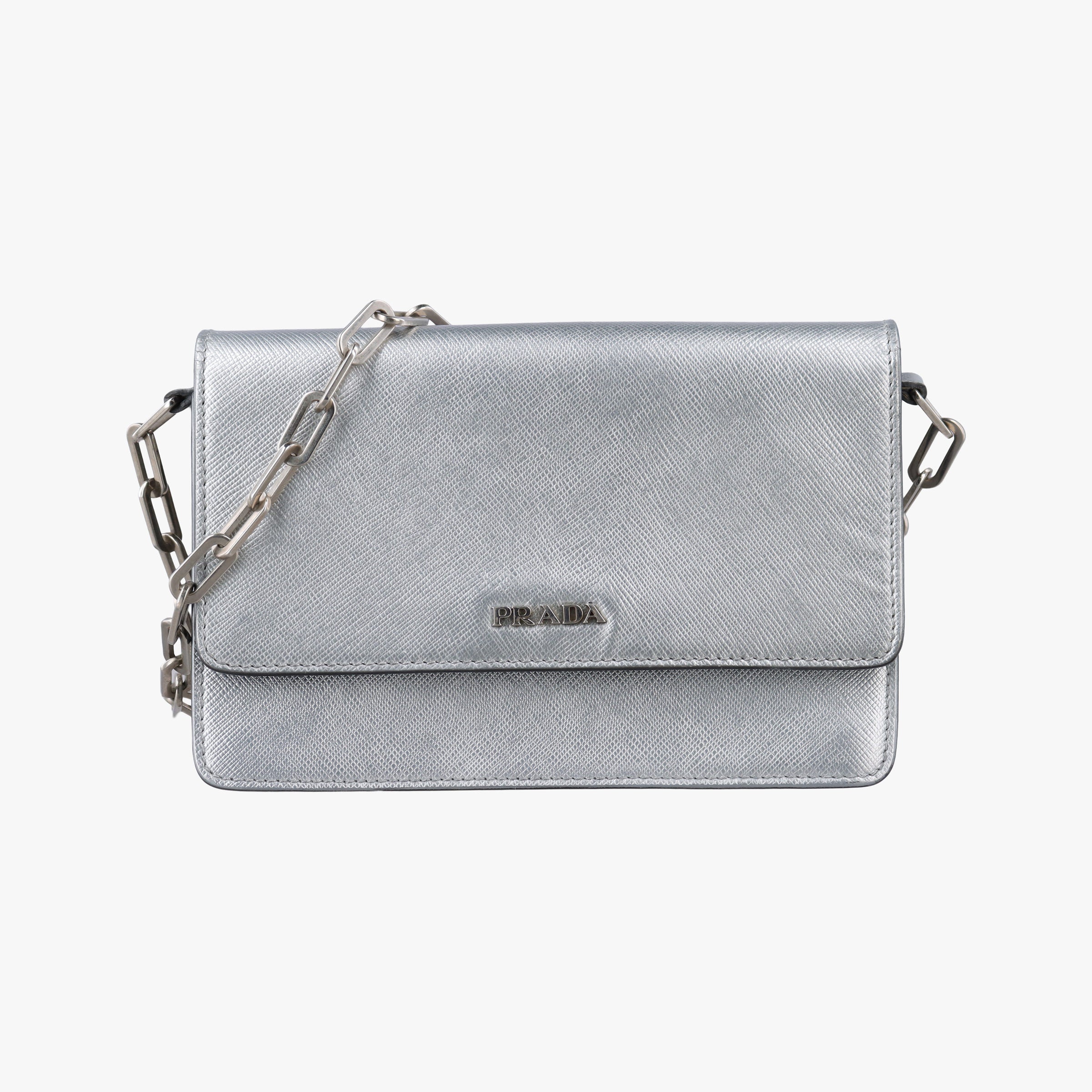 Vintage Prada Logo Chain Silver SAFFIANO Leather BT1035 shoulderbag | stylenewstar