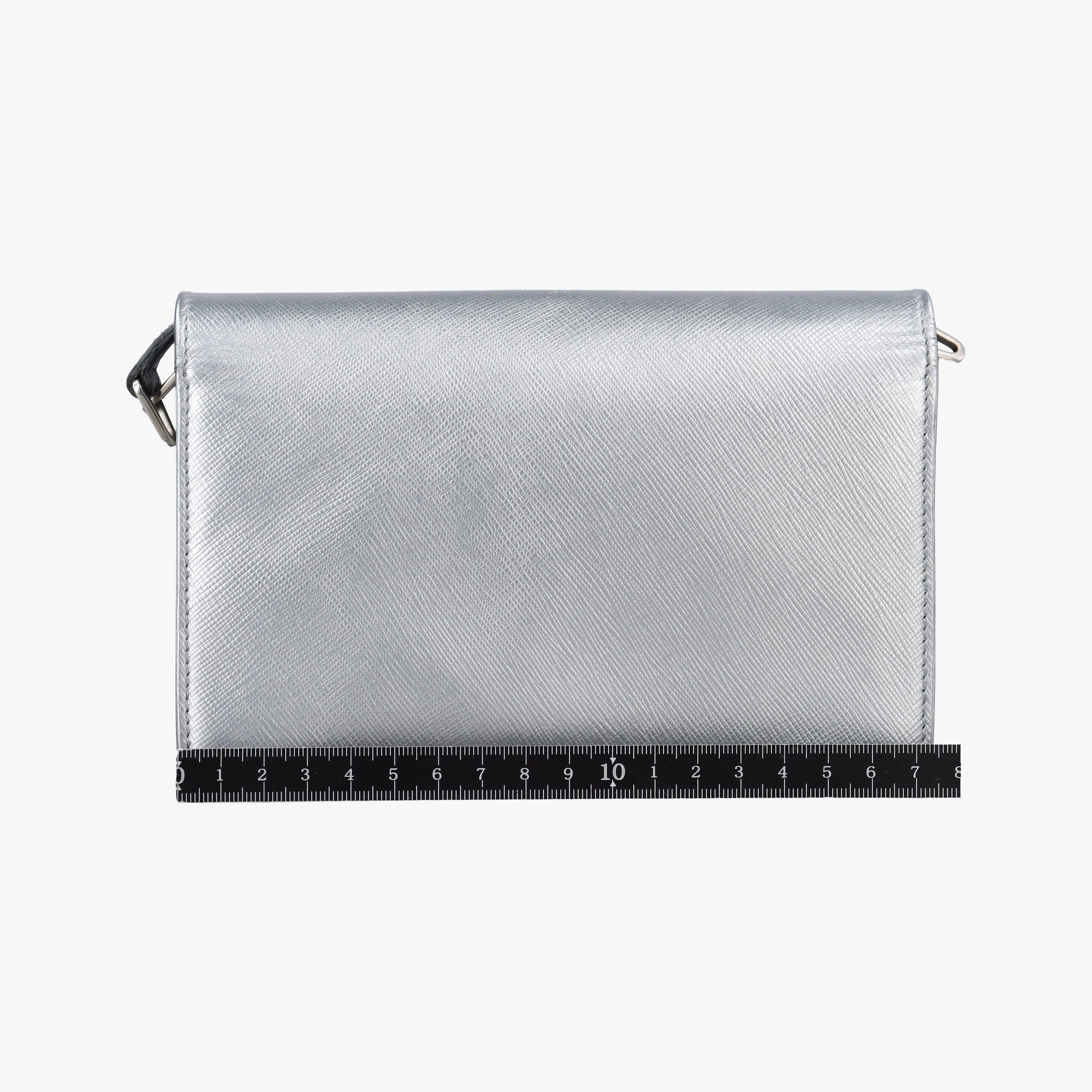 Vintage Prada Logo Chain Silver SAFFIANO Leather BT1035 shoulderbag | stylenewstar