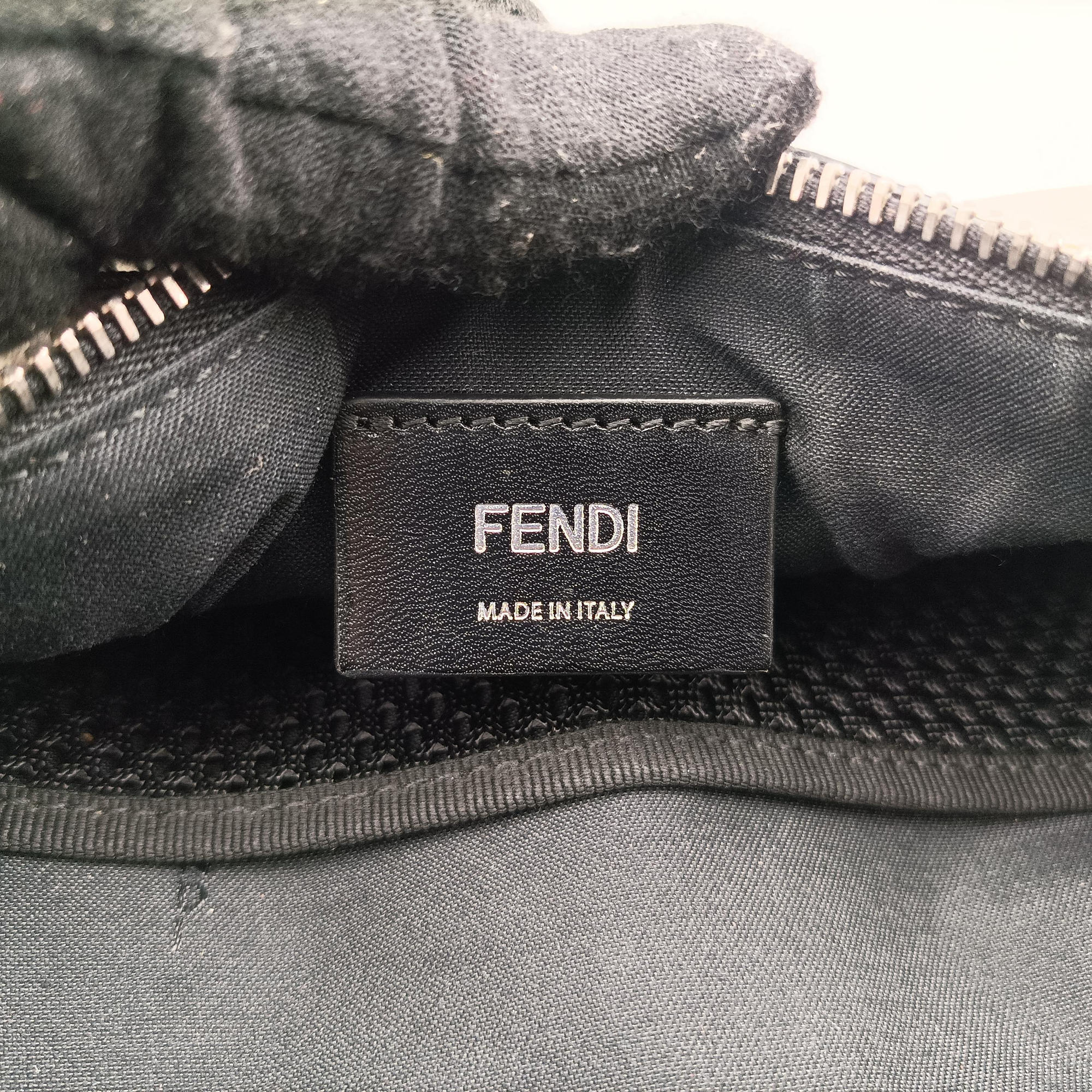 Secondhand Fendi California Sky White × Black PVC coated canvas 7VA483 bum bag/waist bag | stylenewstar