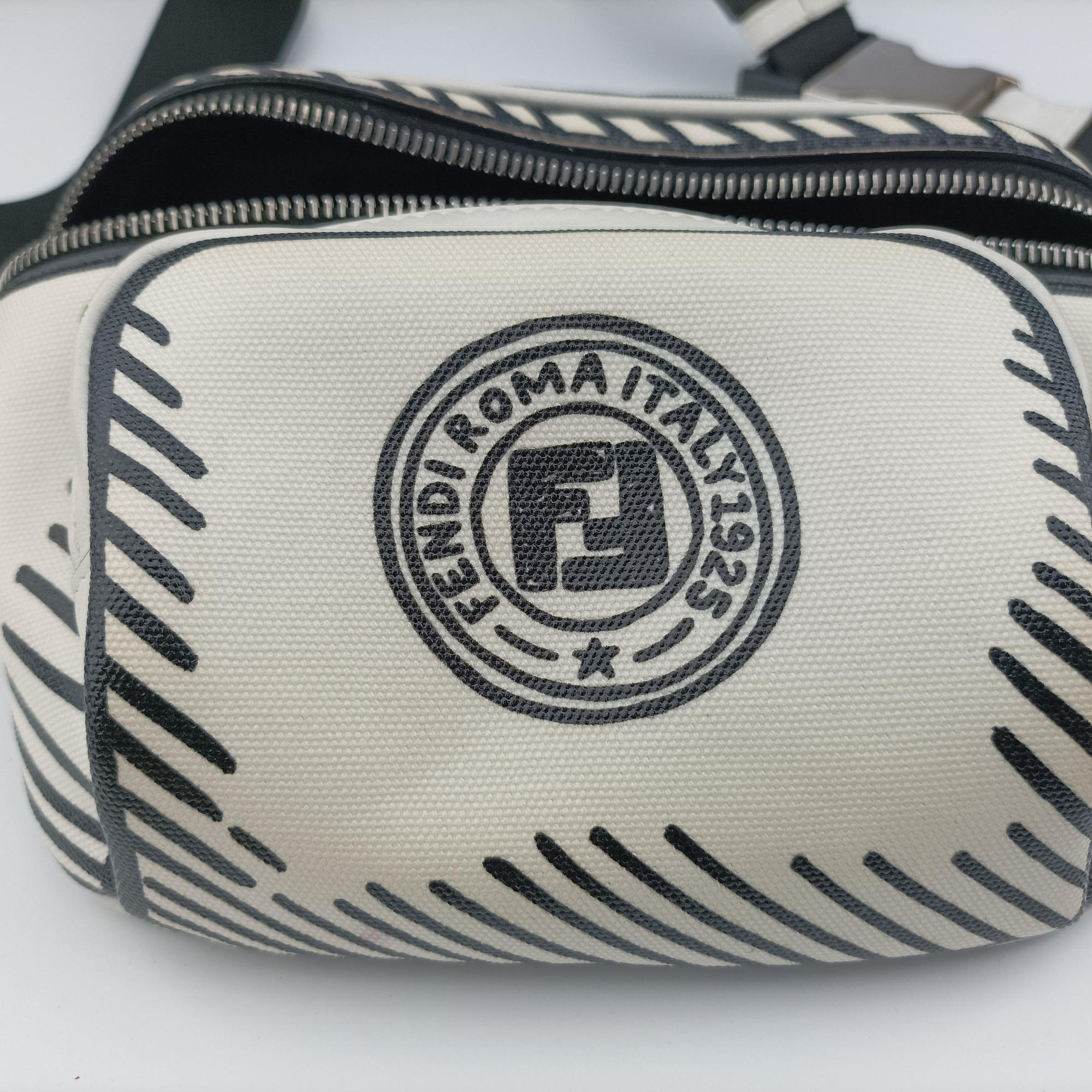 Secondhand Fendi California Sky White × Black PVC coated canvas 7VA483 bum bag/waist bag | stylenewstar