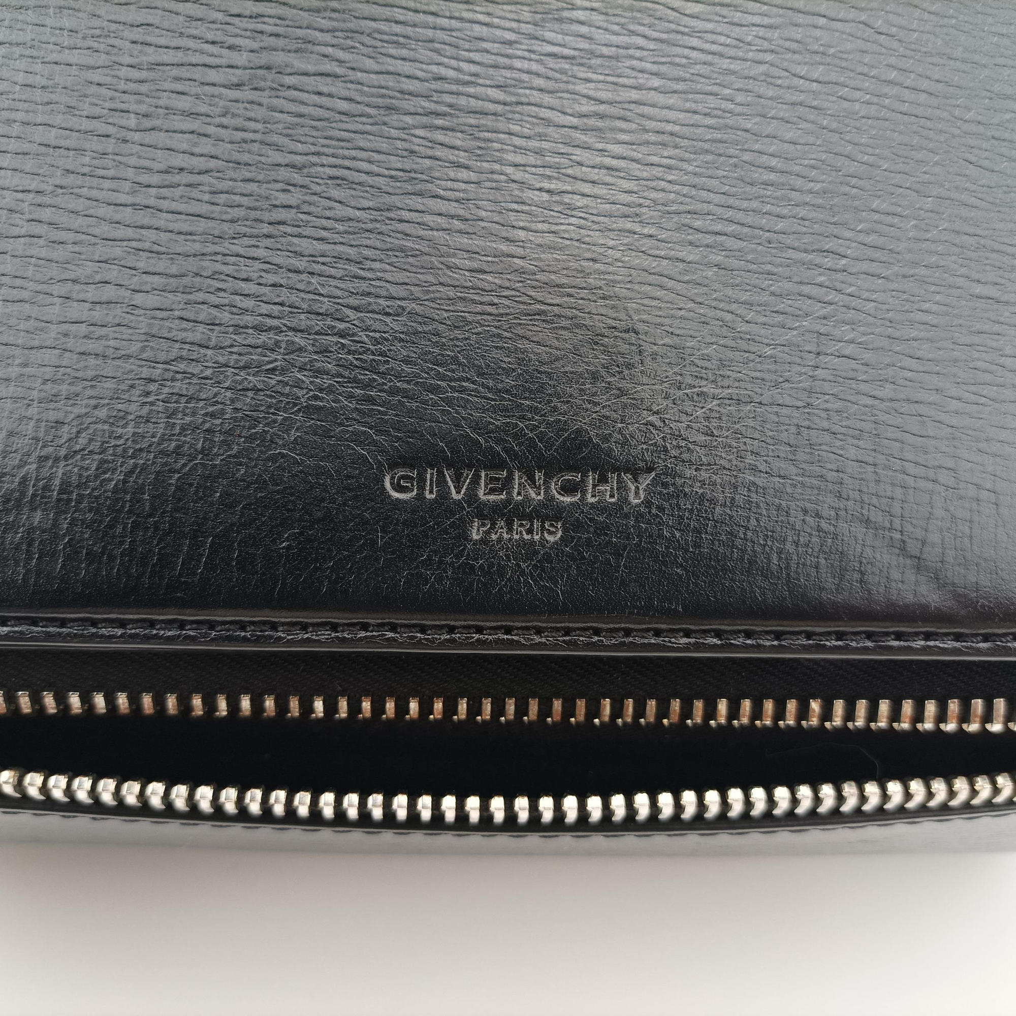 Pre-owned Givenchy Pandora Black Leather  shoulderbag | stylenewstar