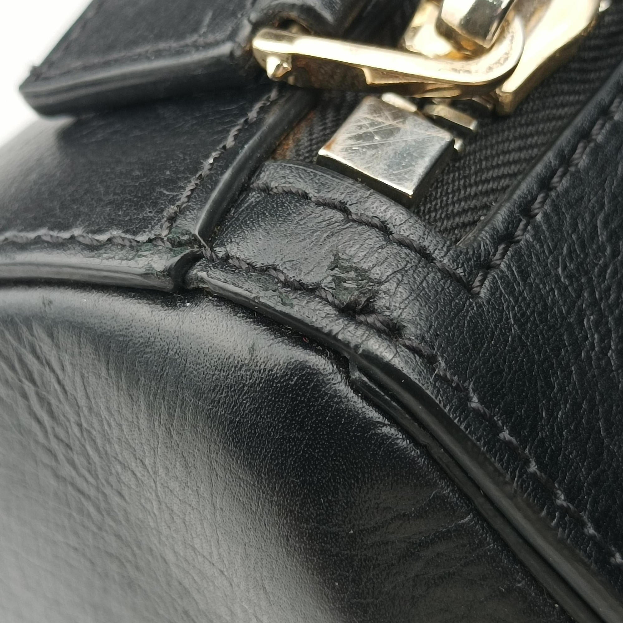 Pre-owned Givenchy Pandora Black Leather  shoulderbag | stylenewstar