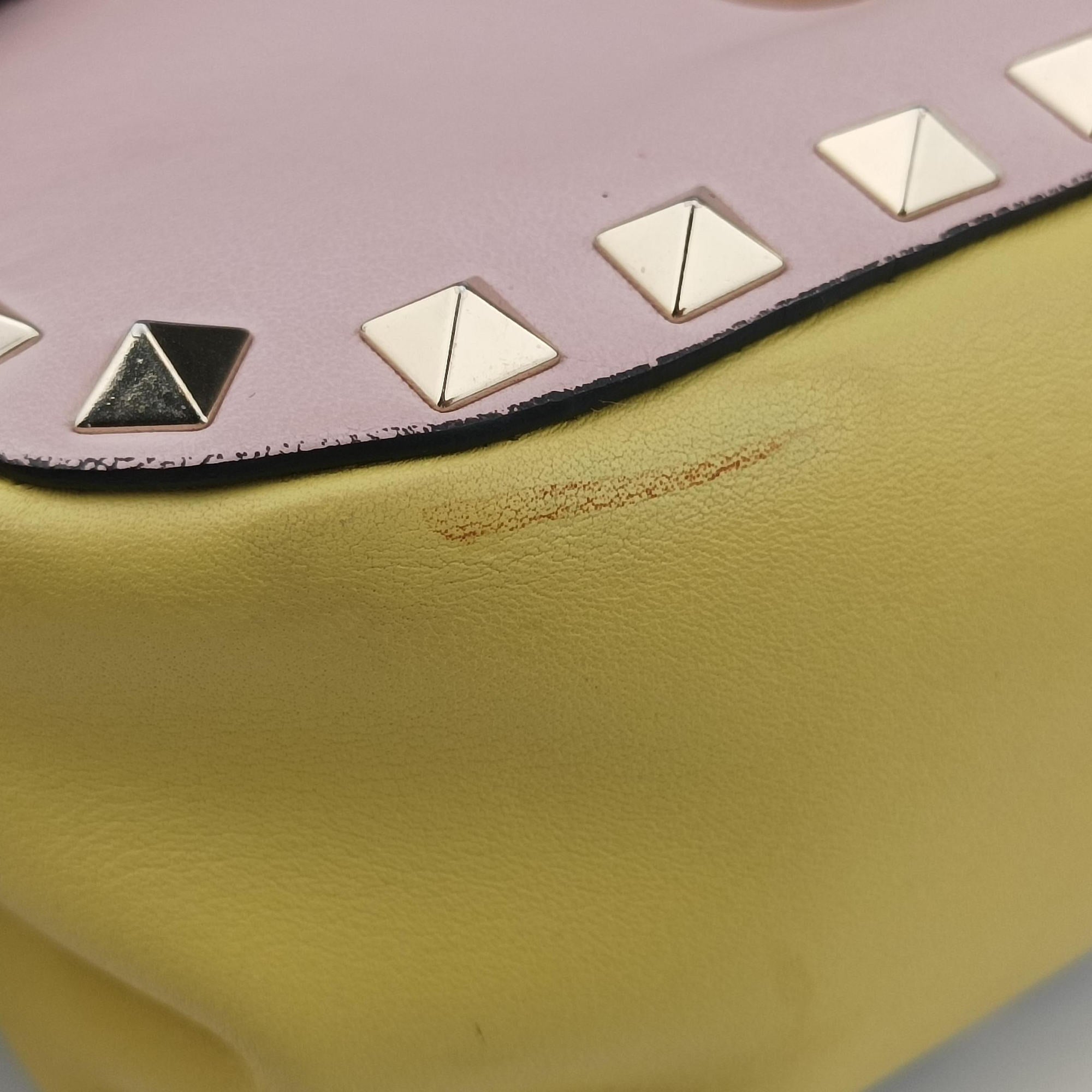 Pre-owned Valentino Rockstud Green x Pink x Yellow x Blue Leather  shoulderbag | stylenewstar