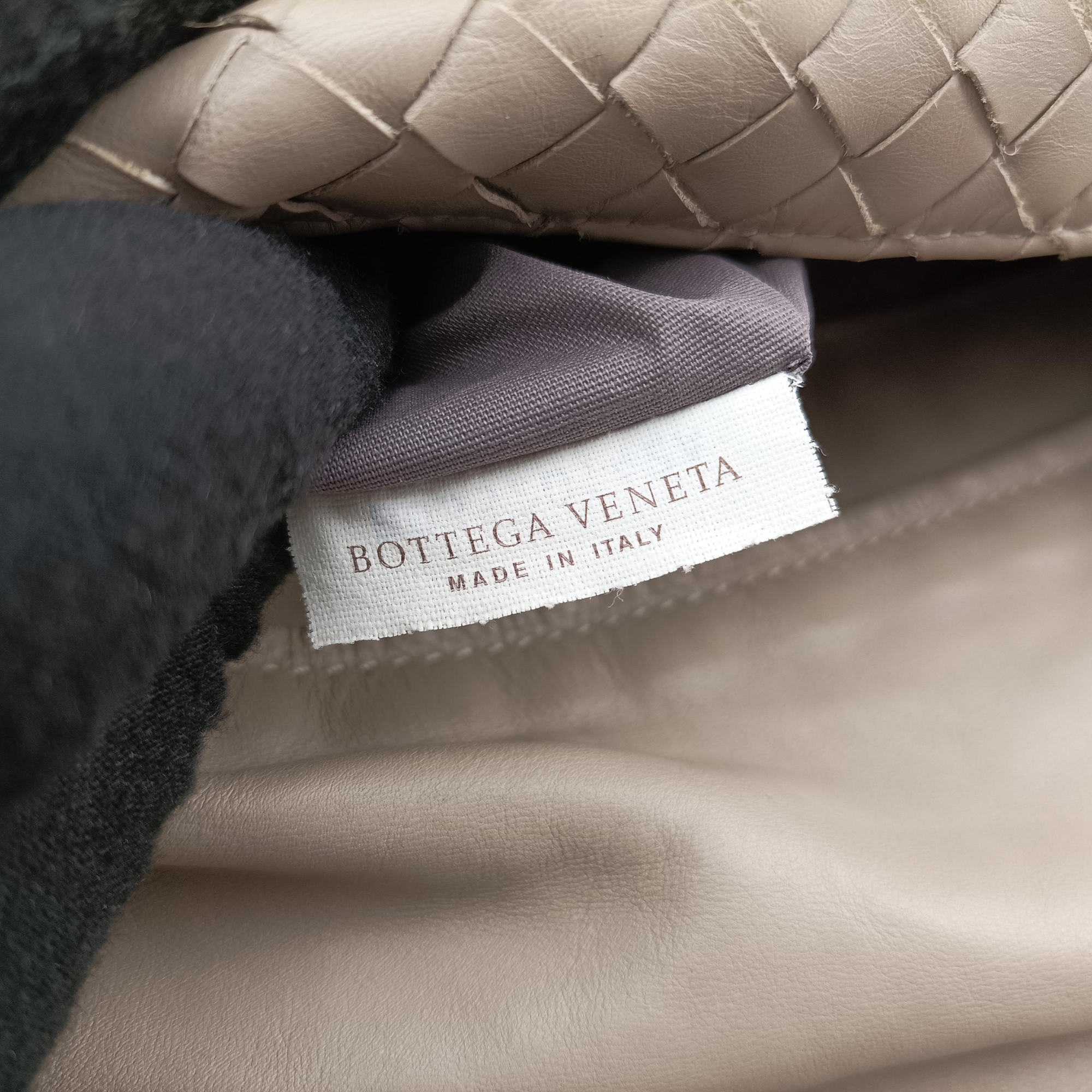 Pre-owned Bottega Veneta Intrecciato Beige lambskin  shoulderbag | stylenewstar