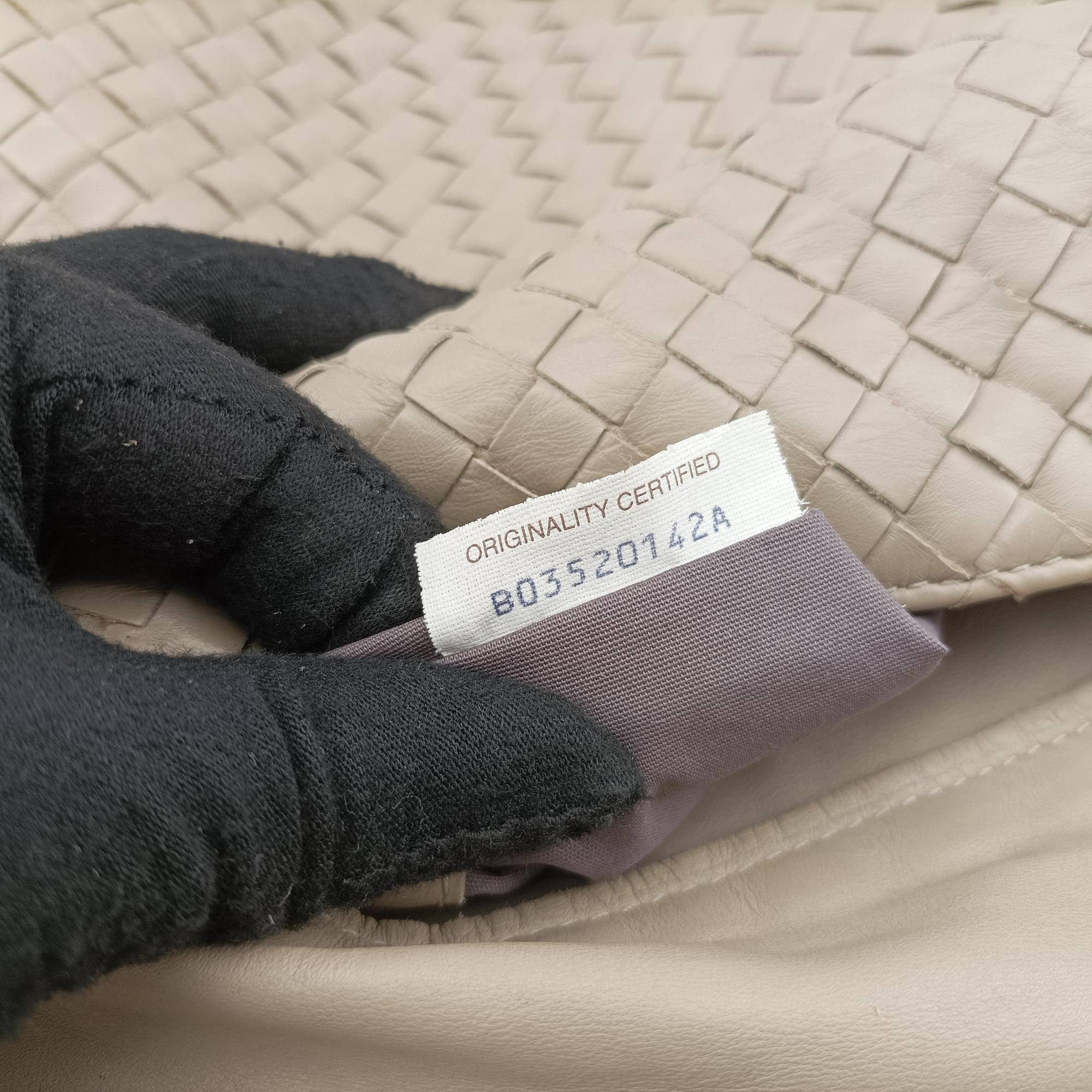Pre-owned Bottega Veneta Intrecciato Beige lambskin  shoulderbag | stylenewstar