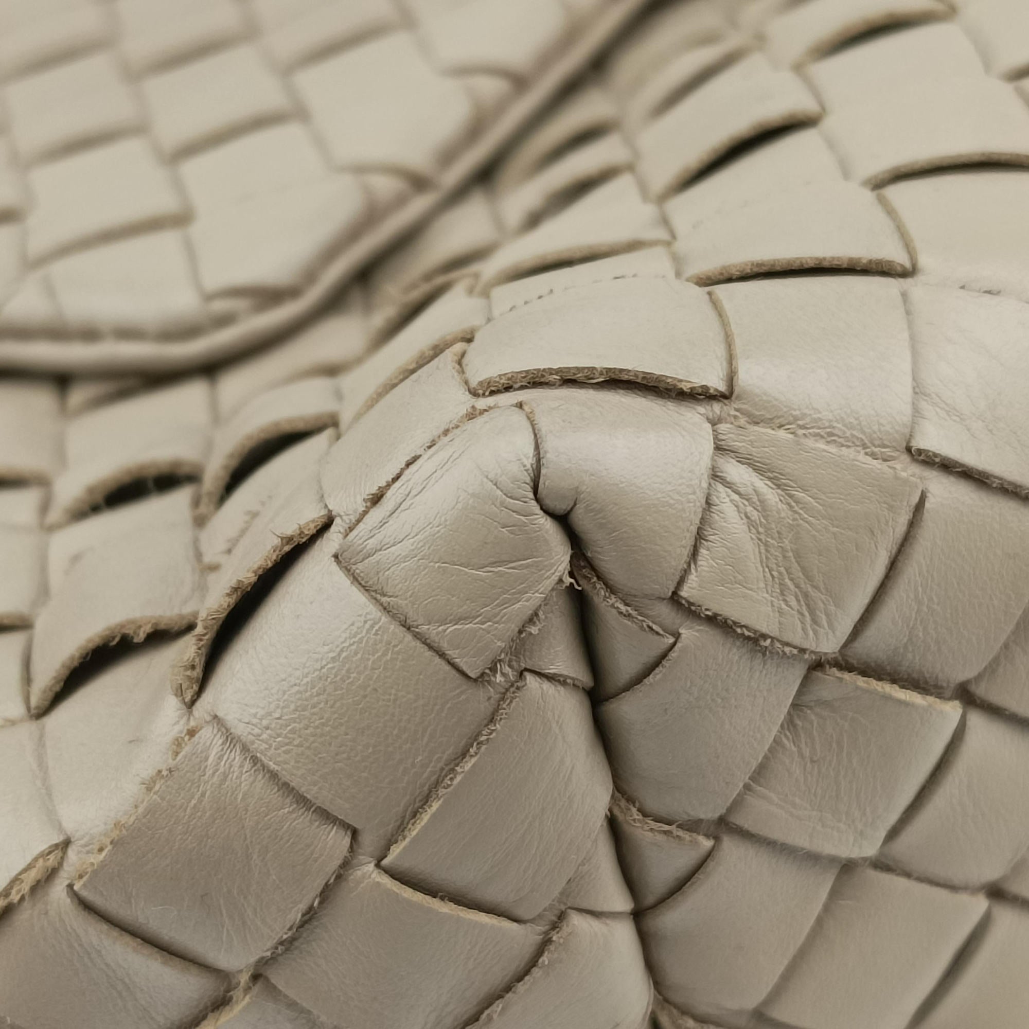 Pre-owned Bottega Veneta Intrecciato Beige lambskin  shoulderbag | stylenewstar