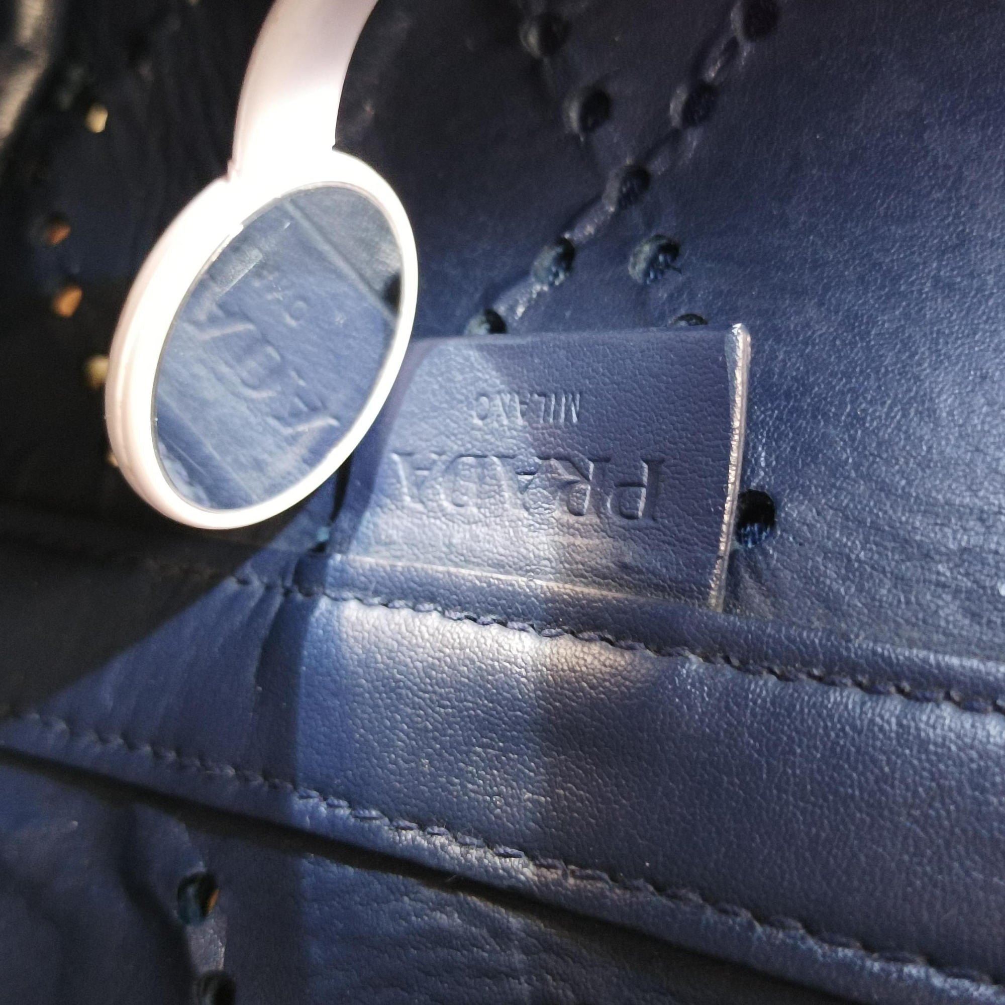 Pre-owned Prada Fori tote Navy Saffiano leather  shoulderbag | stylenewstar