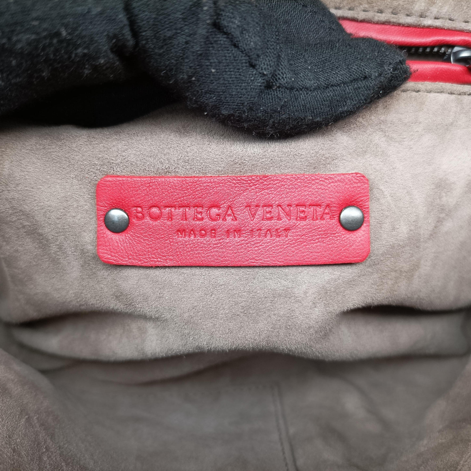 Pre-owned Bottega Veneta NODINI Intrecciato Red lambskin  shoulderbag | stylenewstar
